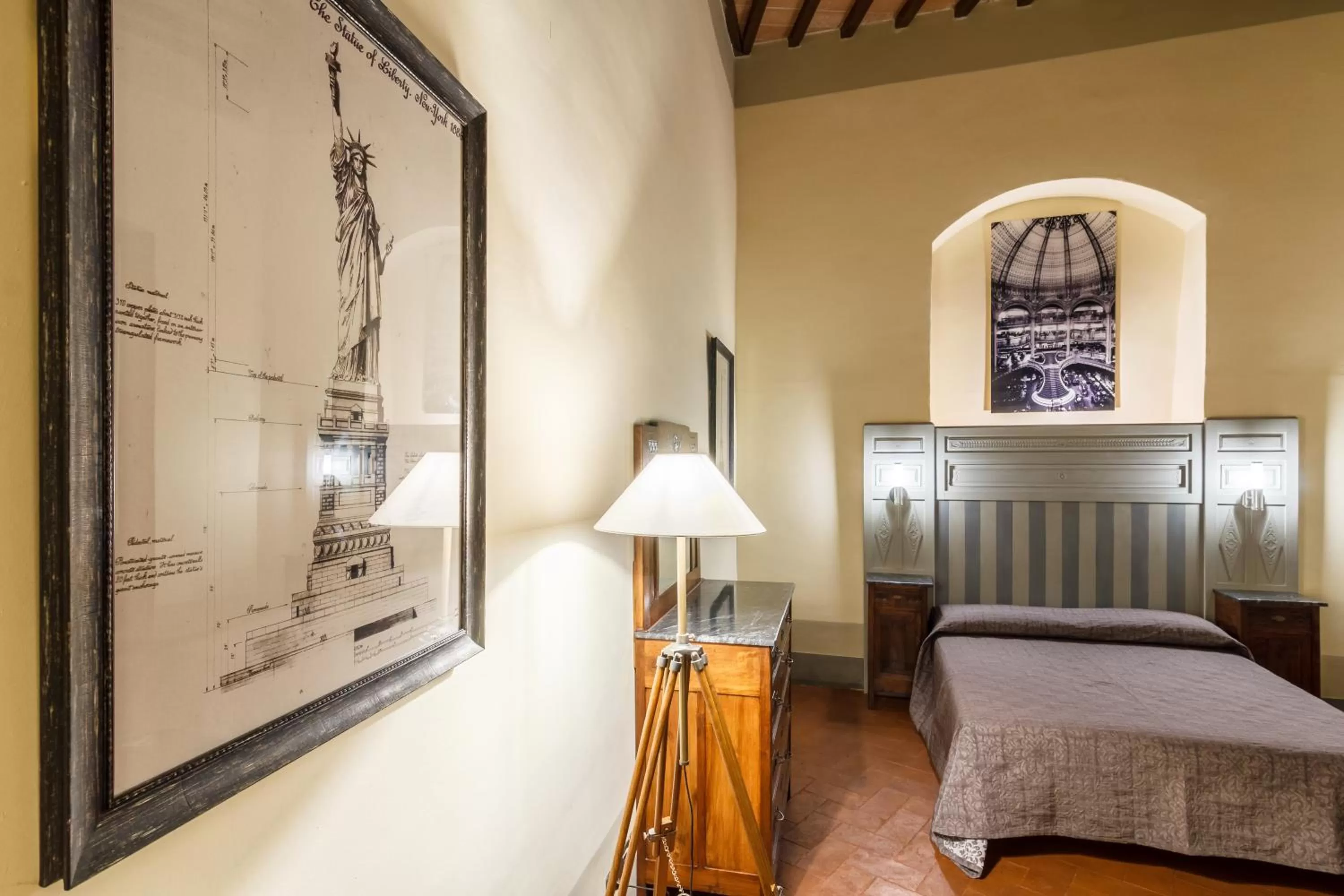 Photo of the whole room, Bed in Dimora Storica Palazzo Puccini