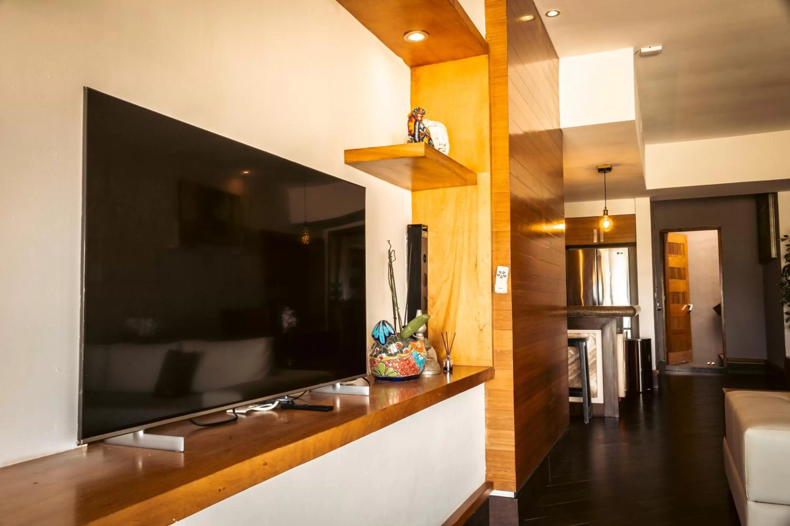 TV/Entertainment Center in Aldea Thai