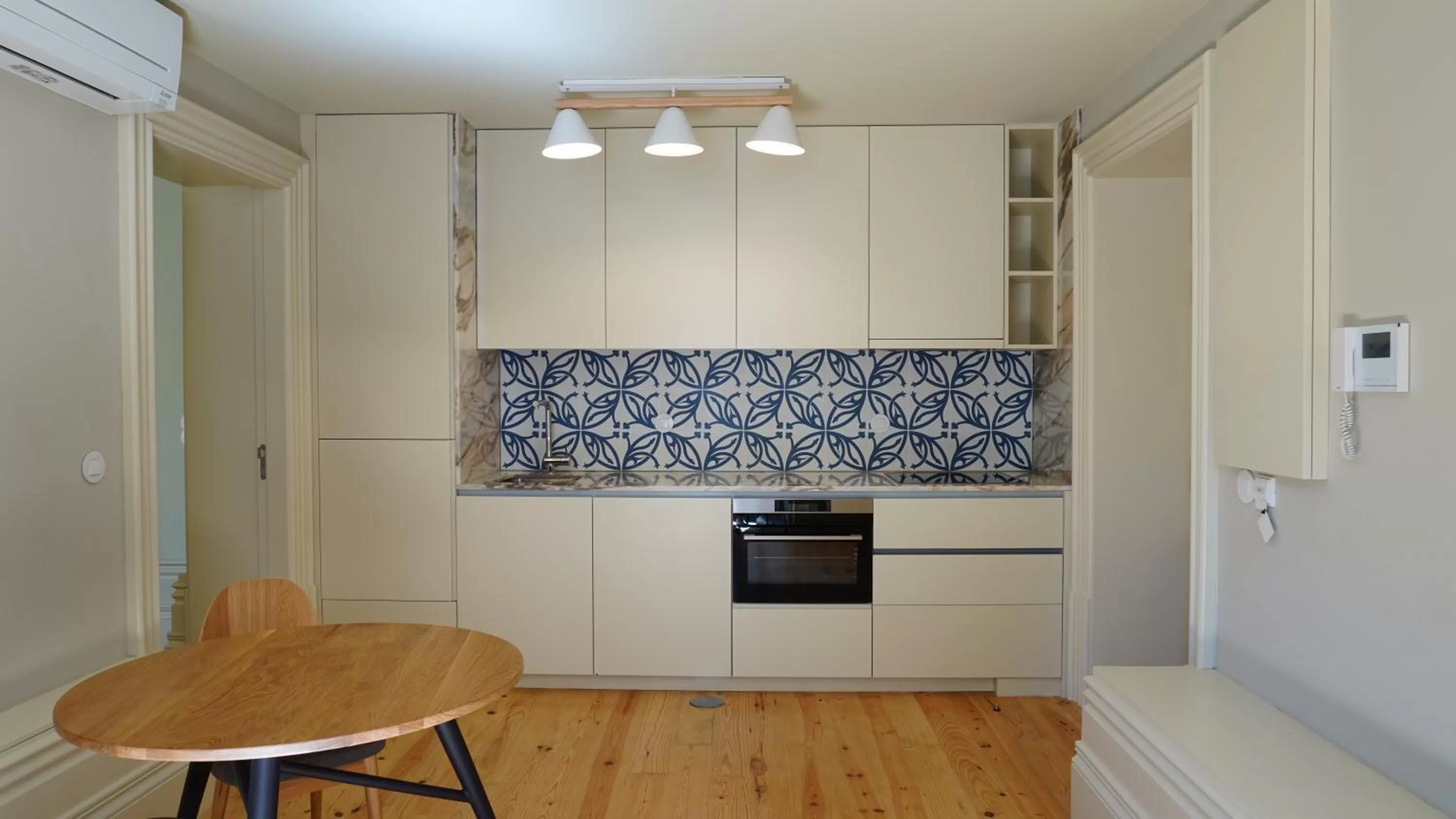 Kitchen or kitchenette in Oporto Maison Palace