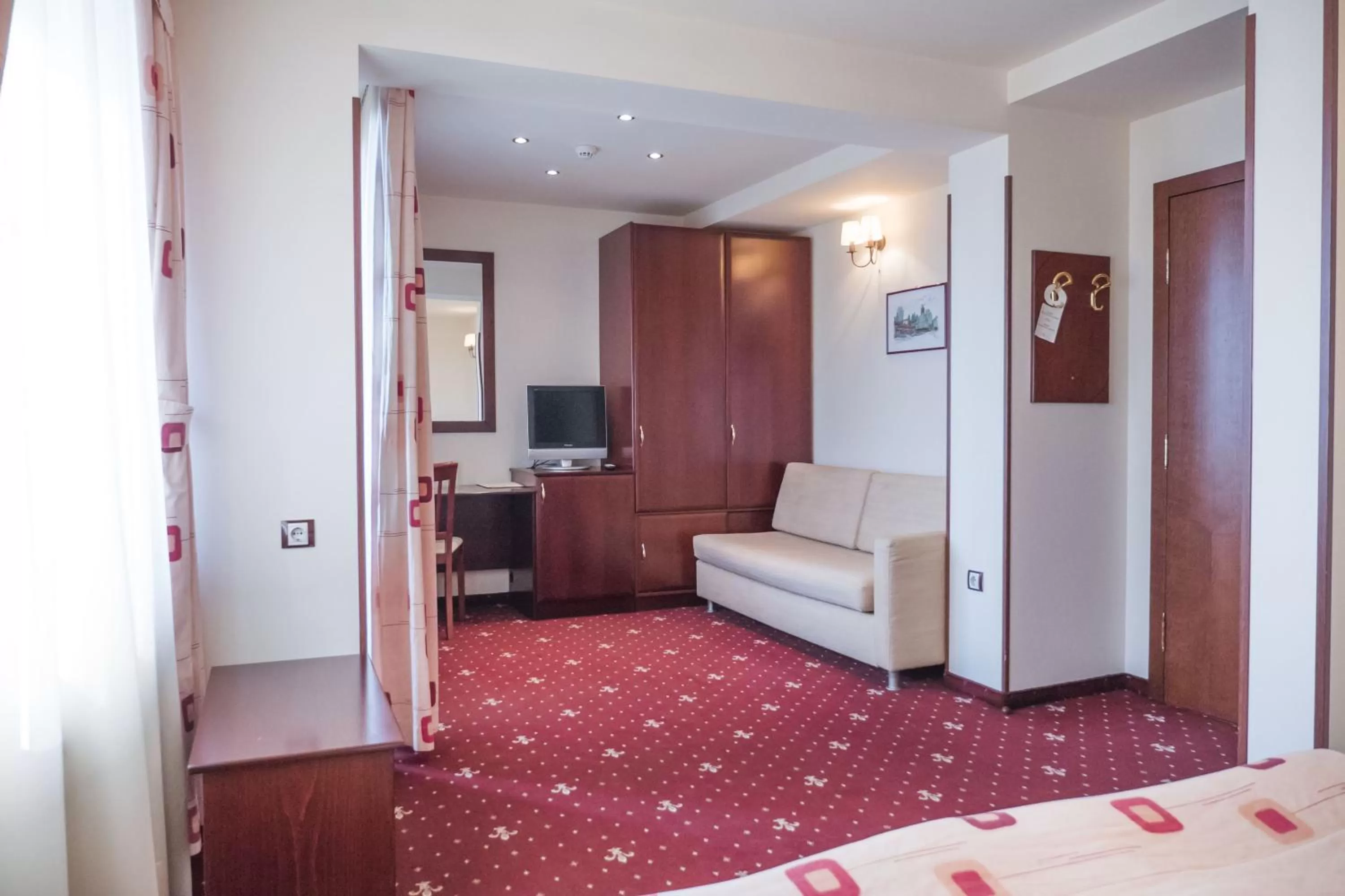 Photo of the whole room, Bed in Martin Club Hotel