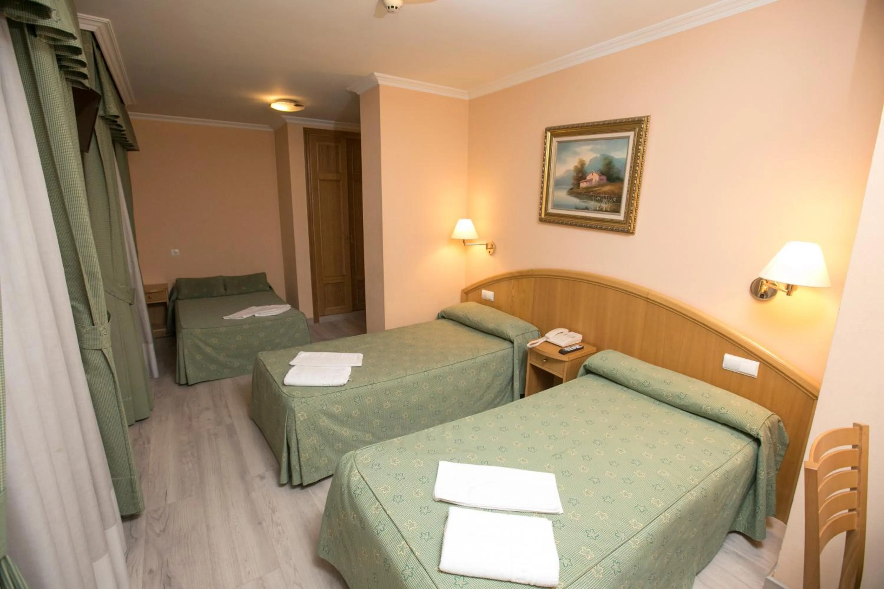 Photo of the whole room, Bed in Hotel PAYRO