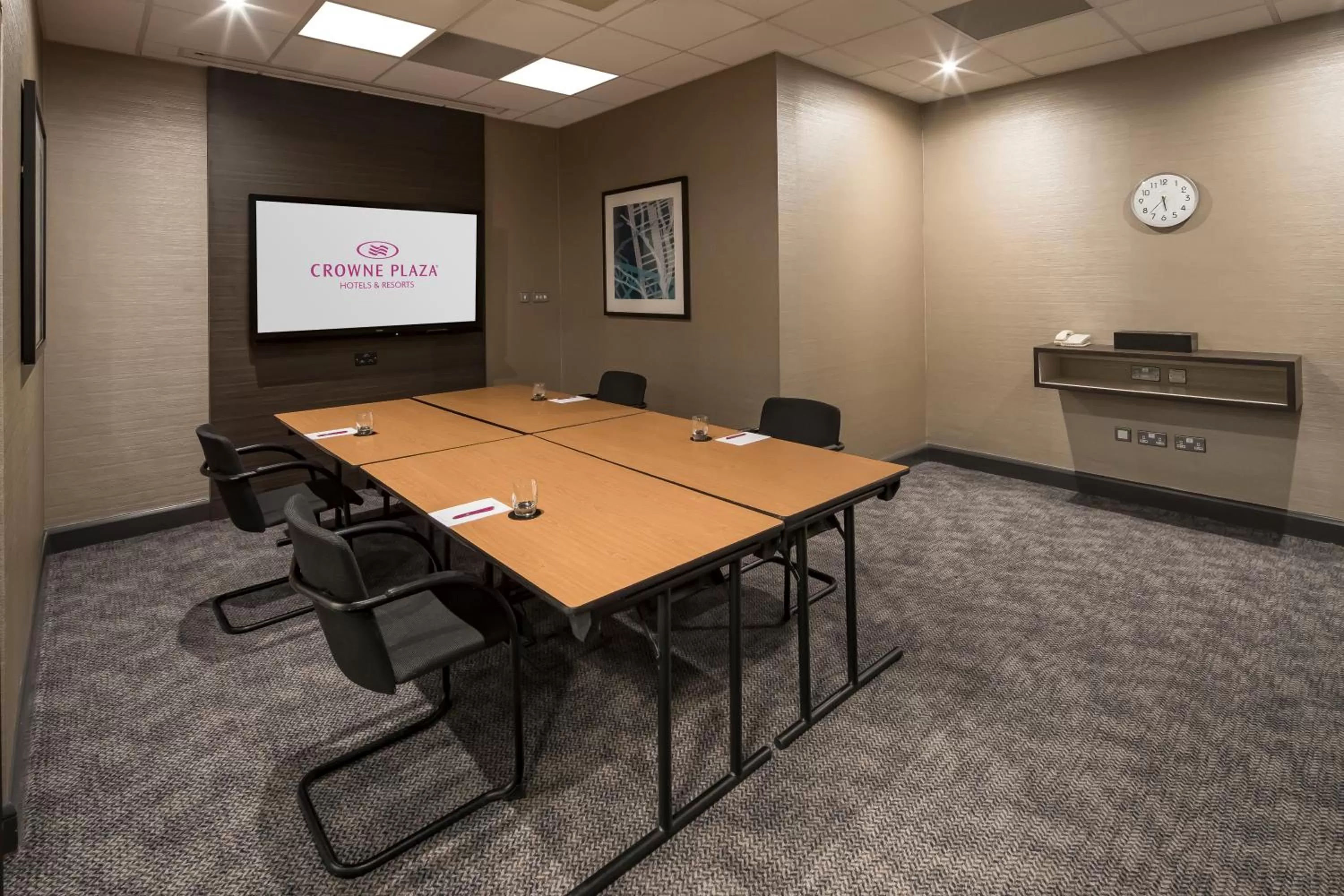 Meeting/conference room in Crowne Plaza Solihull by IHG