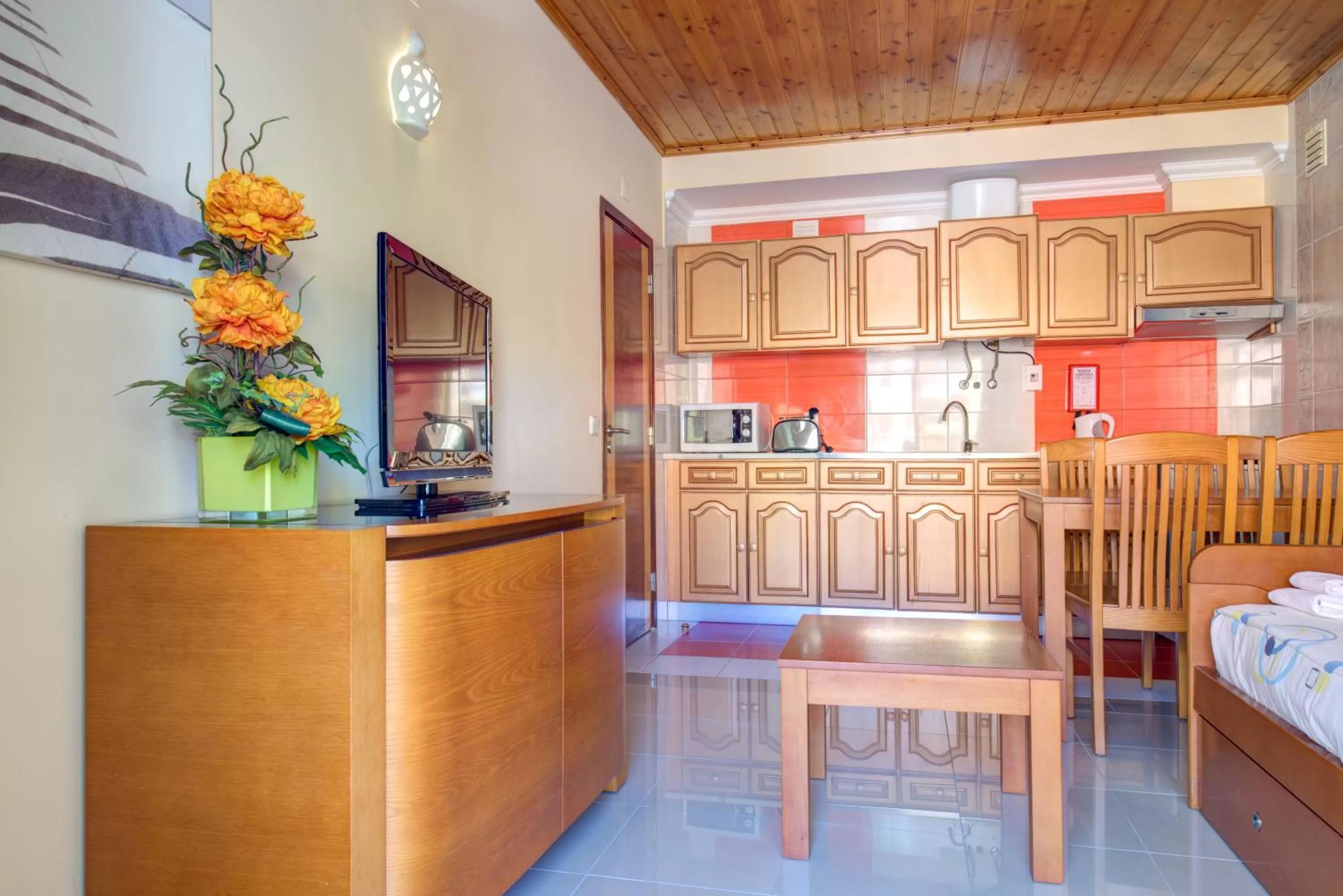Kitchen or kitchenette in Choromar Apartments
