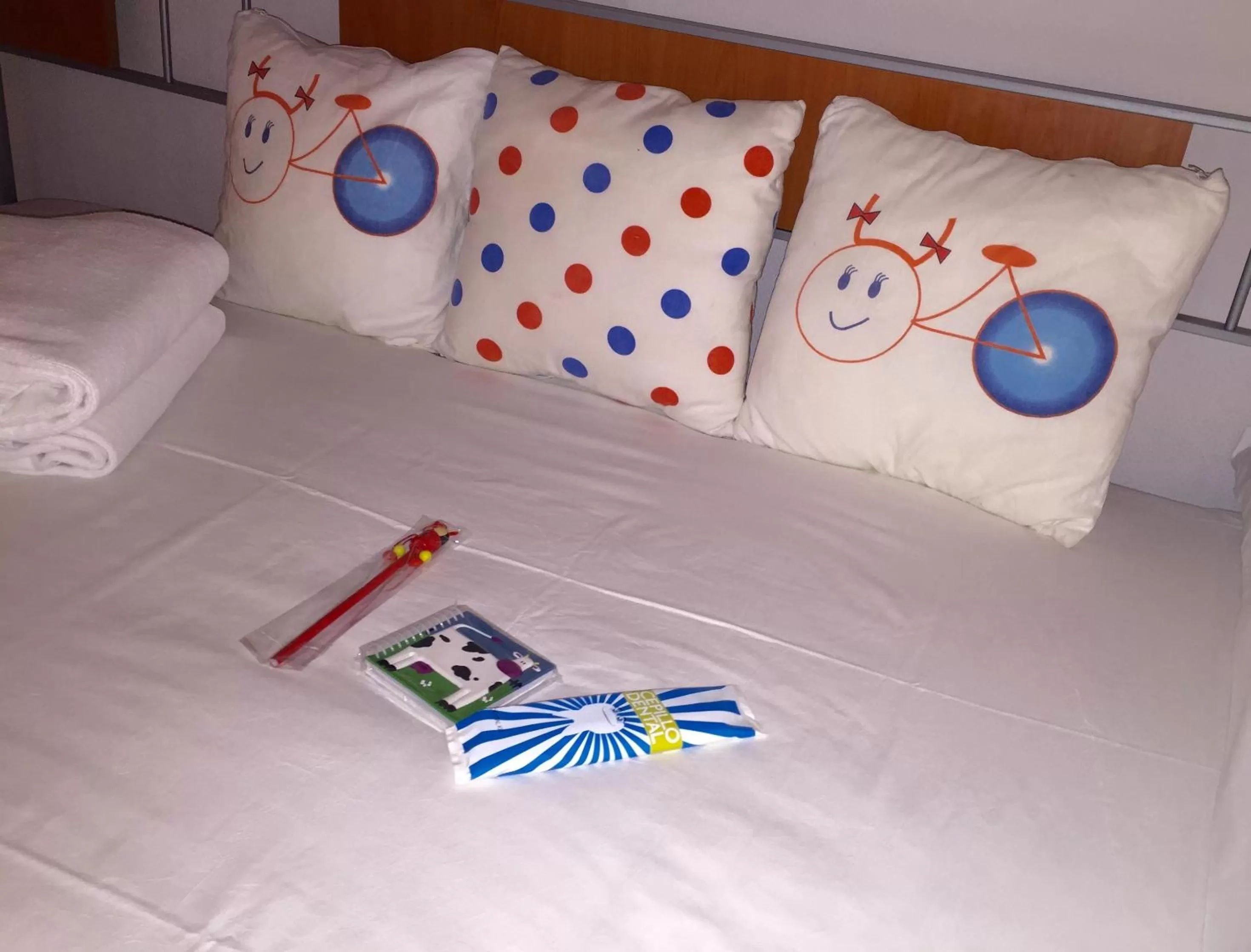 Decorative detail, Bed in Hotel Madrid Centro, Affiliated by Meliá