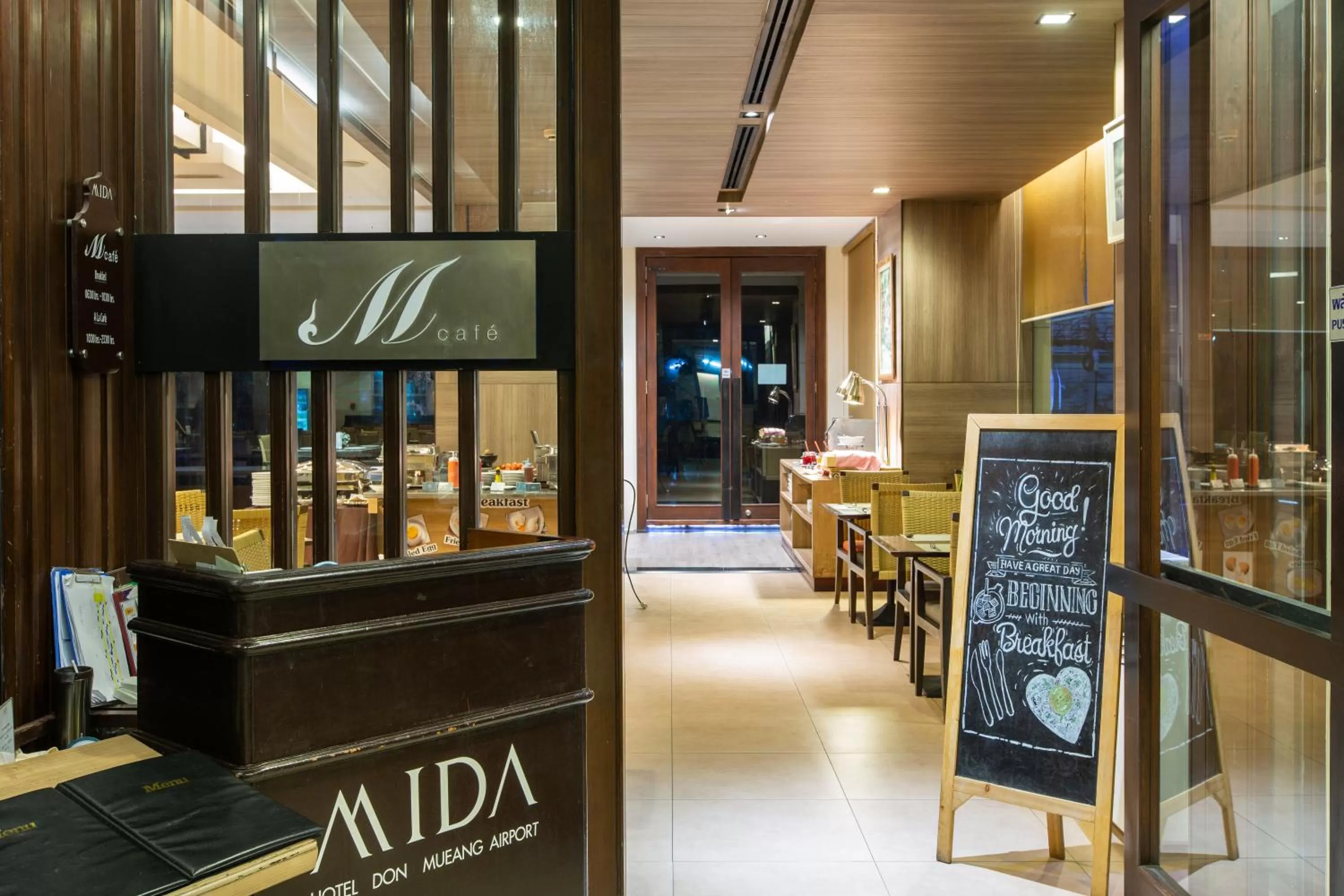 Restaurant/places to eat in Mida Hotel Don Mueang Airport