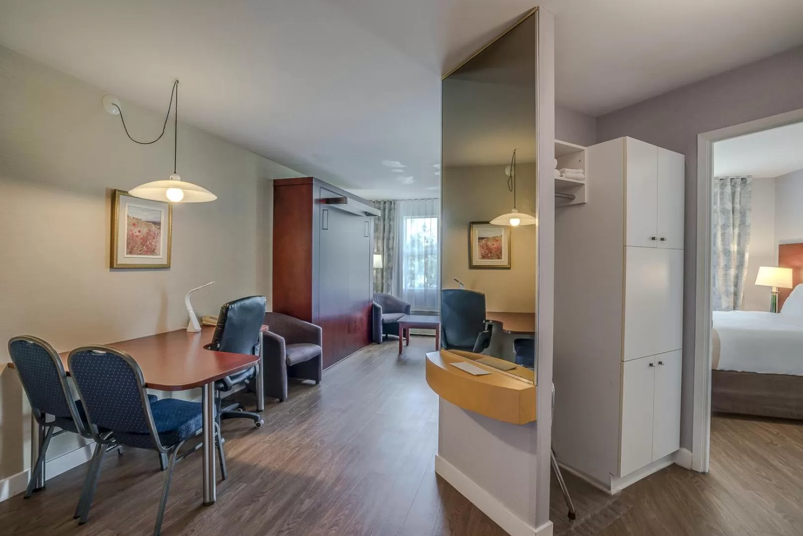 Bed in Quality Suites