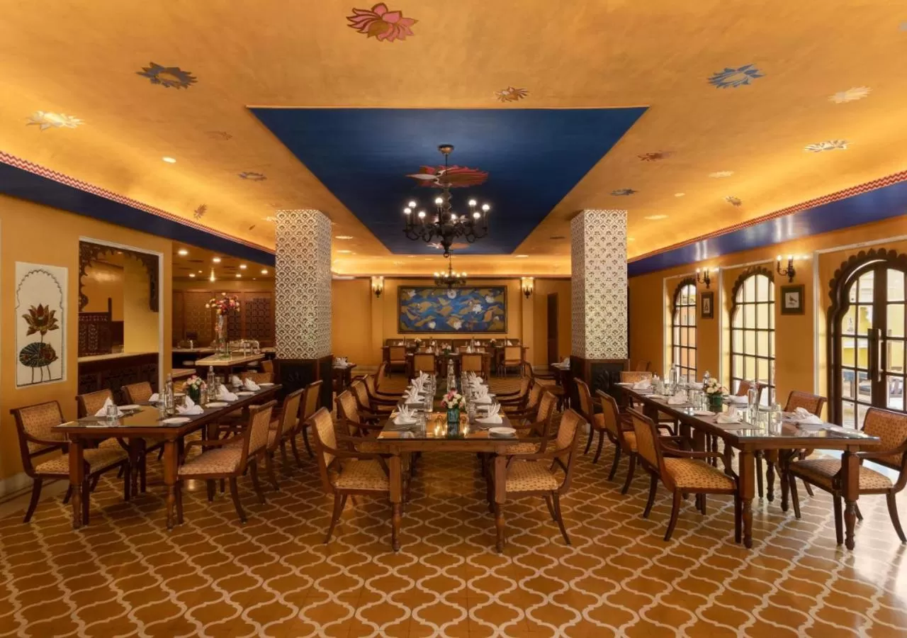 Restaurant/places to eat in jüSTa Rajputana Resort & Convention Centre, Udaipur