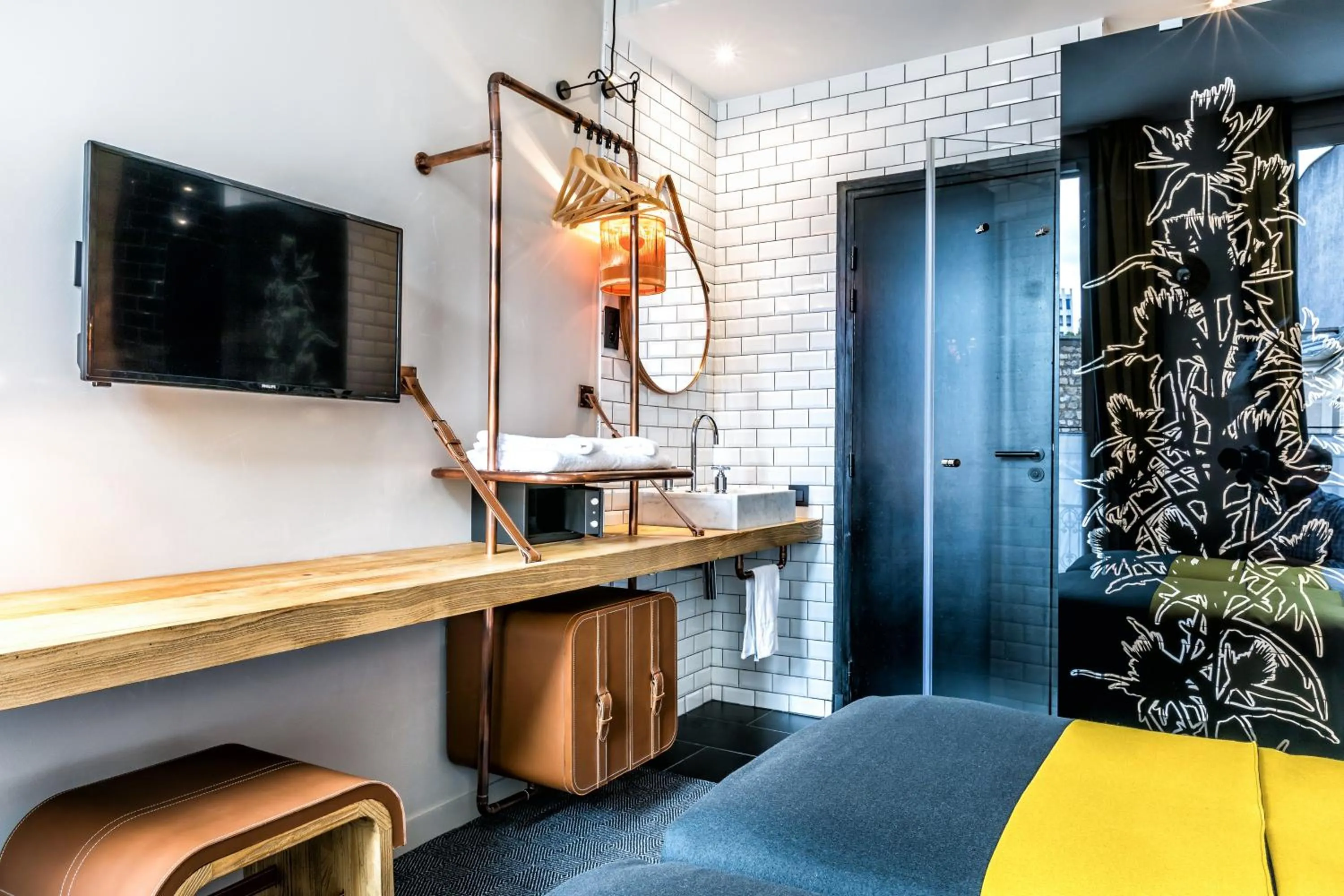 TV and multimedia in Hotel Restaurant Au Boeuf Couronné