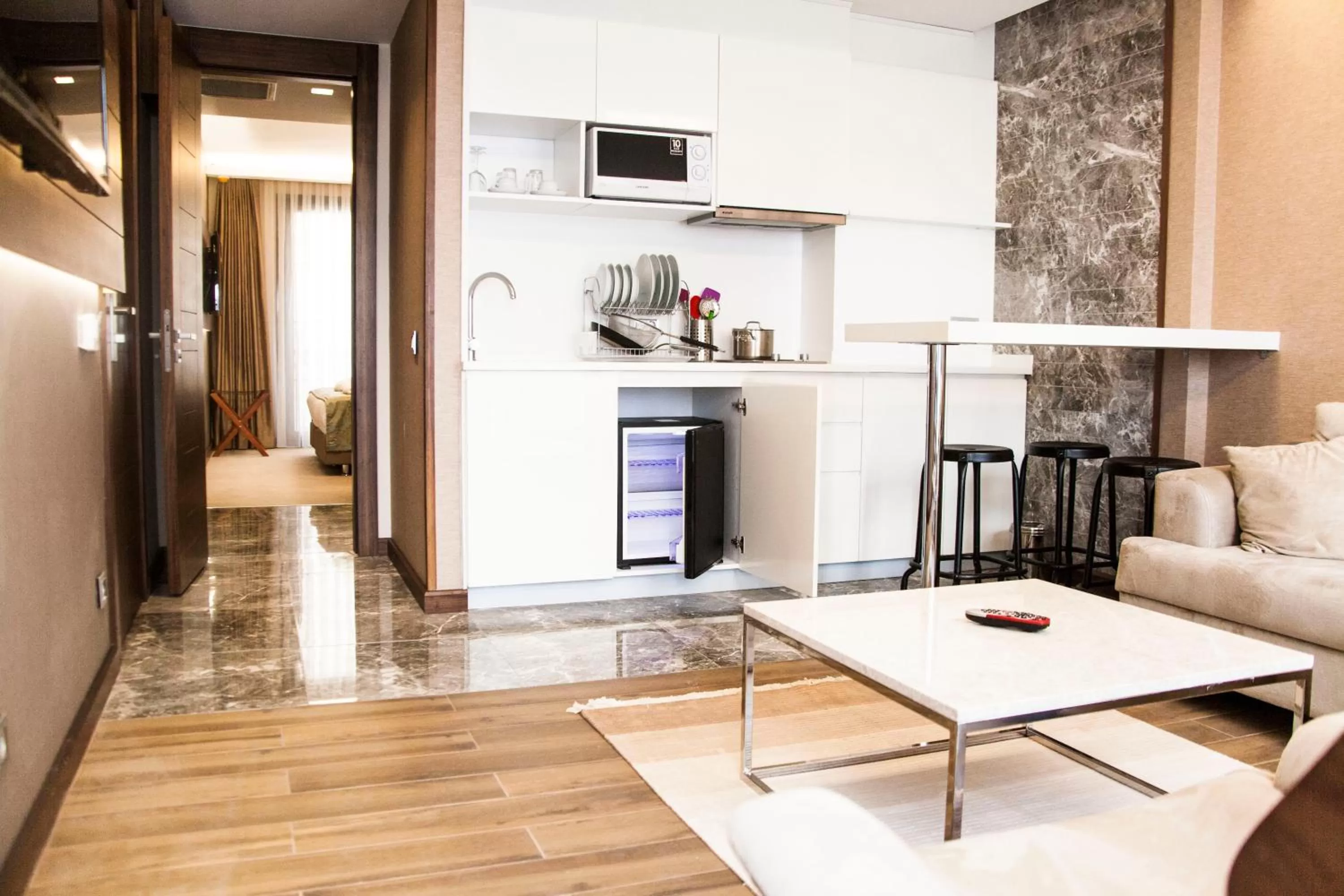 Kitchen or kitchenette in Old Port Hotel