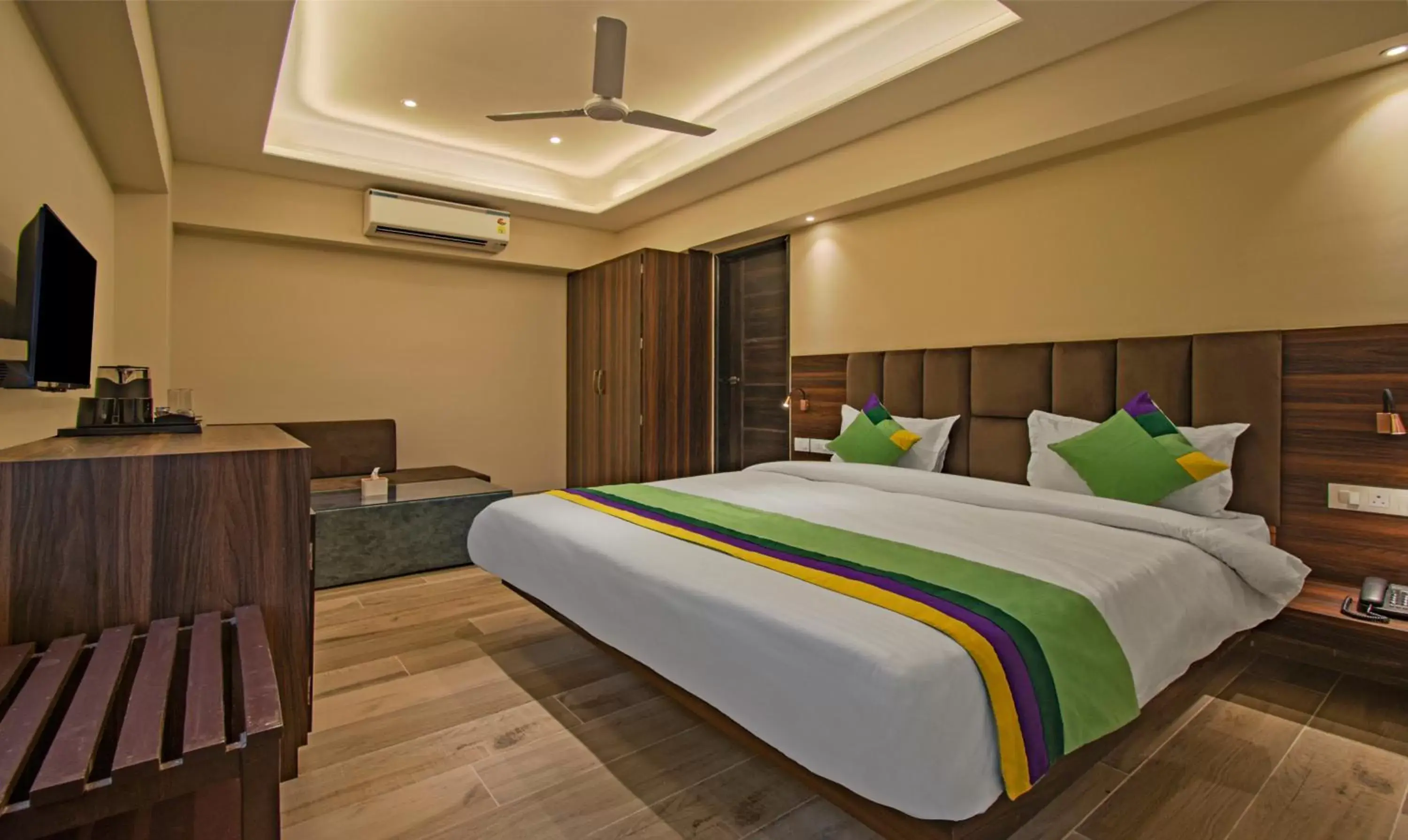 Deluxe Double Room - single occupancy in Treebo Pink City Grand Deluxe Double Room - single occupancy in Treebo Pink City Grand