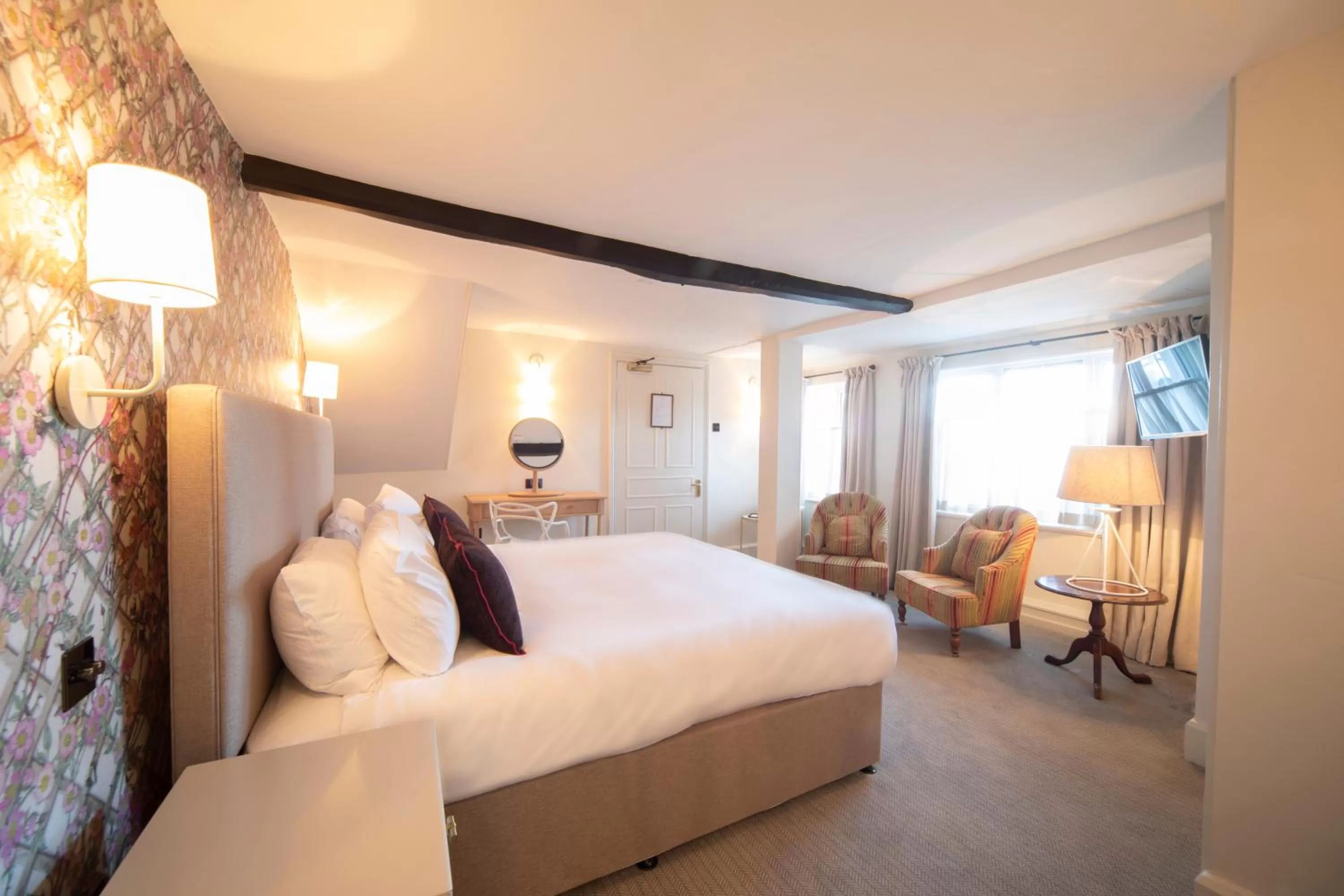 Photo of the whole room, Bed in Cottage In The Wood