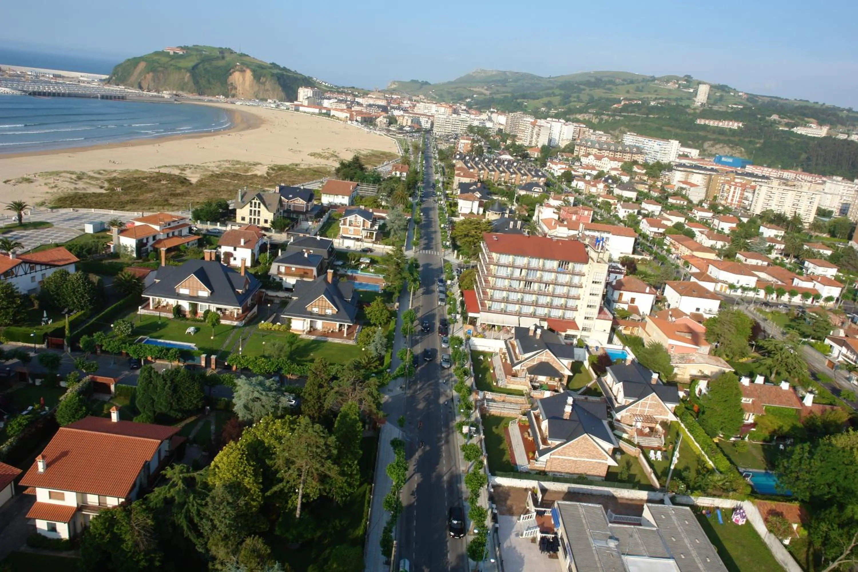 Facade/entrance in Hotel Cosmopol