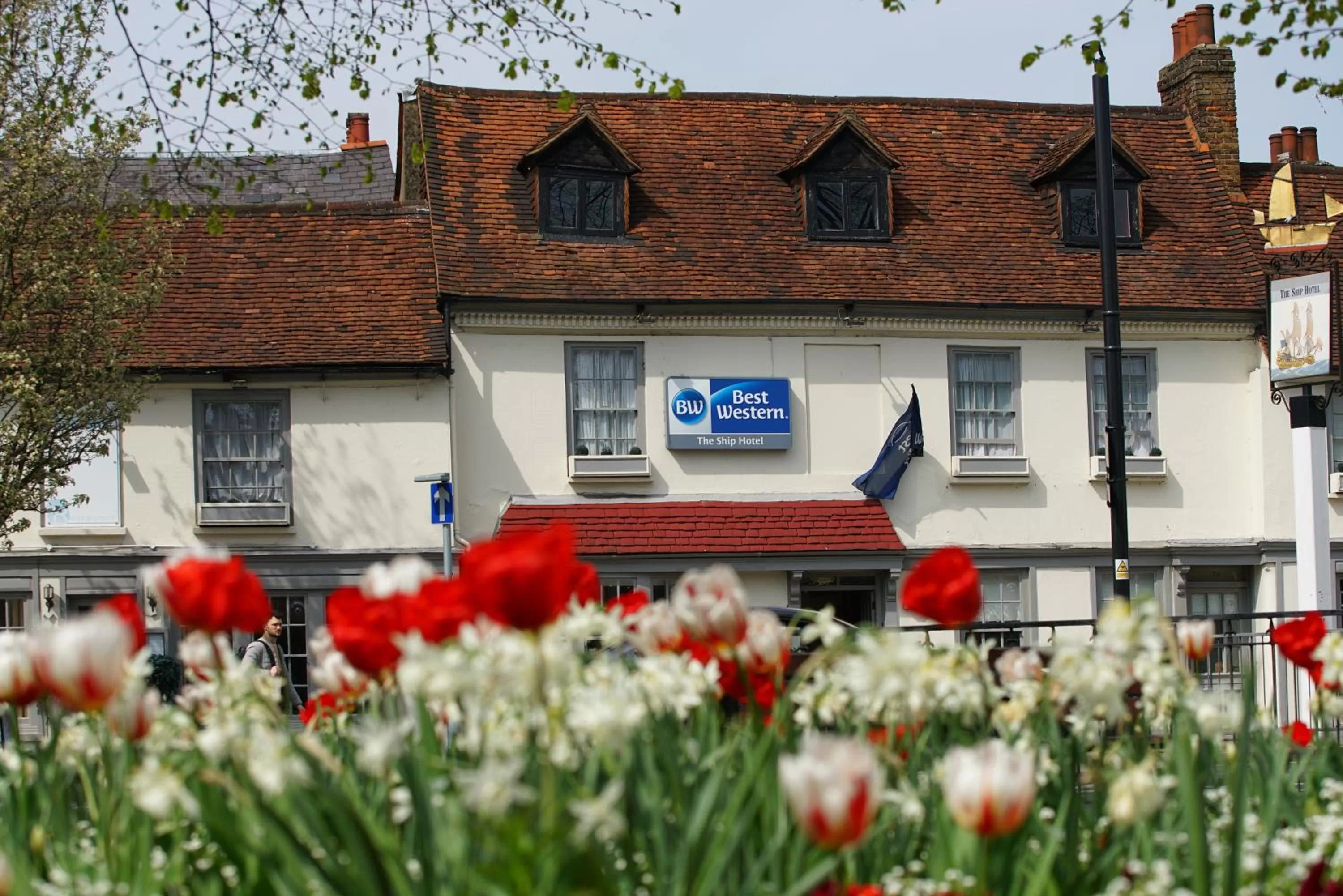 Facade/entrance in Best Western Ship Hotel