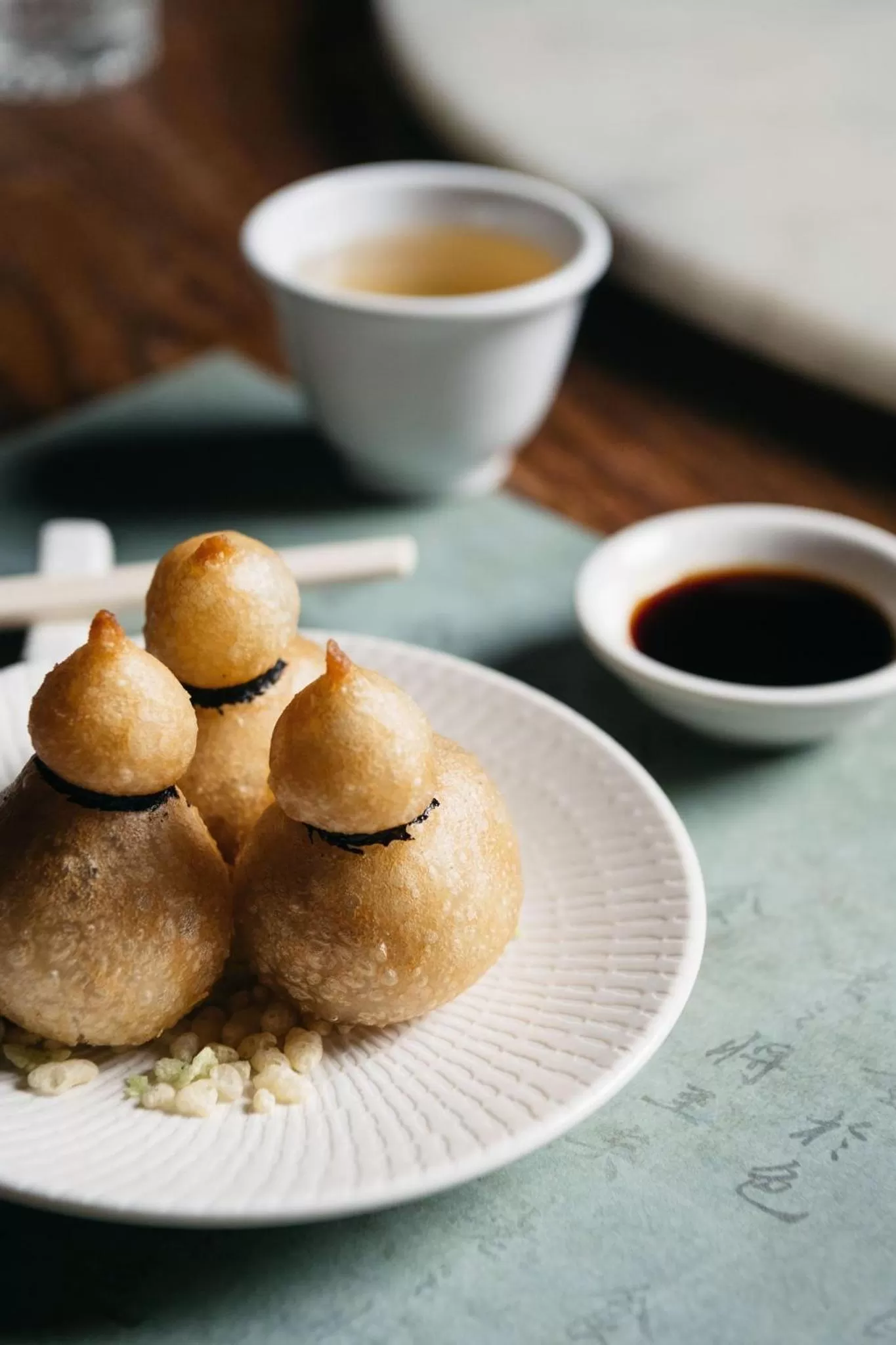 Restaurant/places to eat in Establishment Hotel