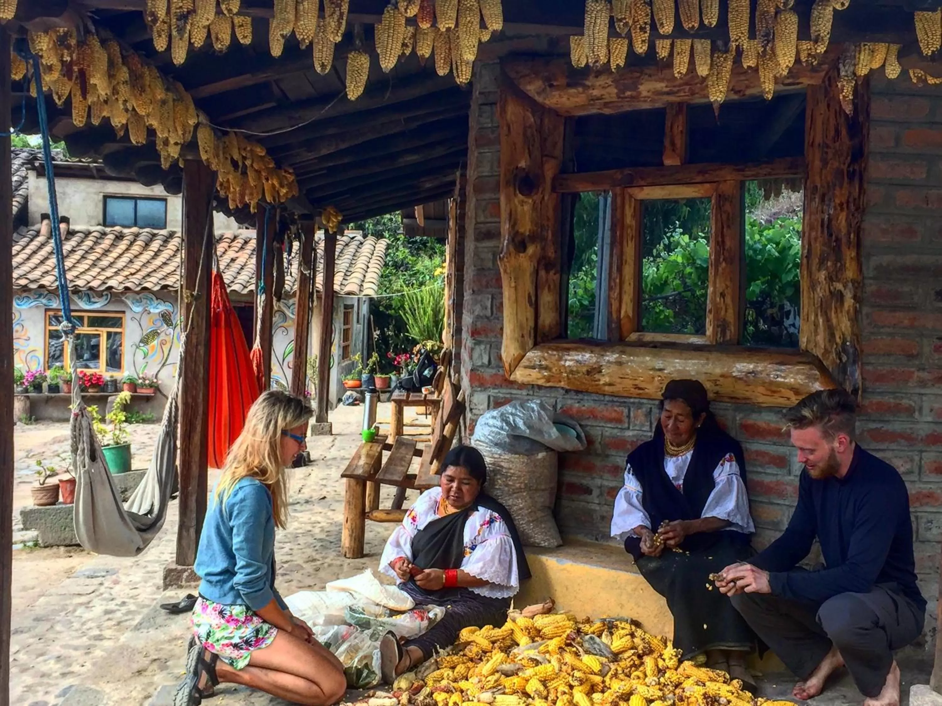 People in El Tio Hostal