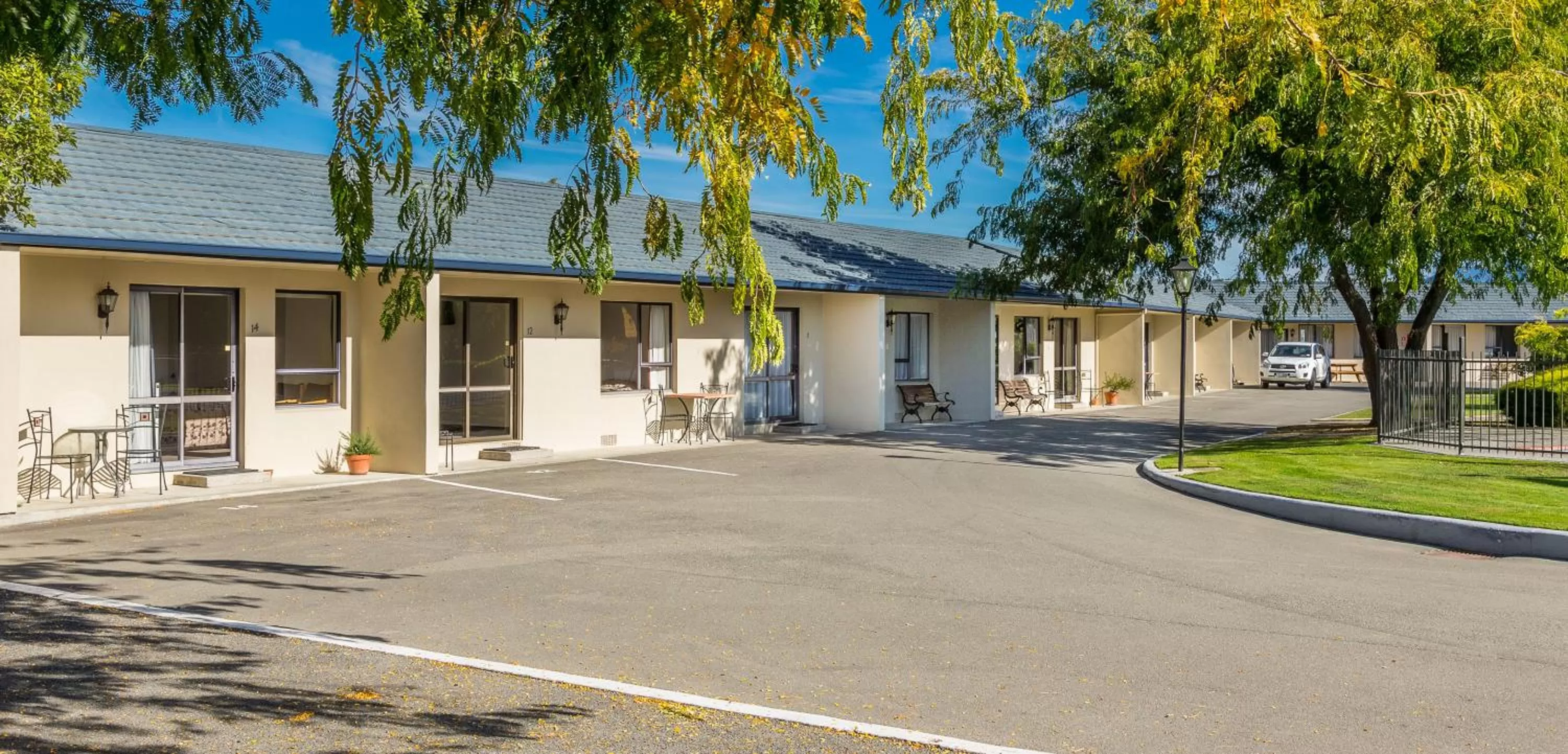 Patio in Cherylea Motel