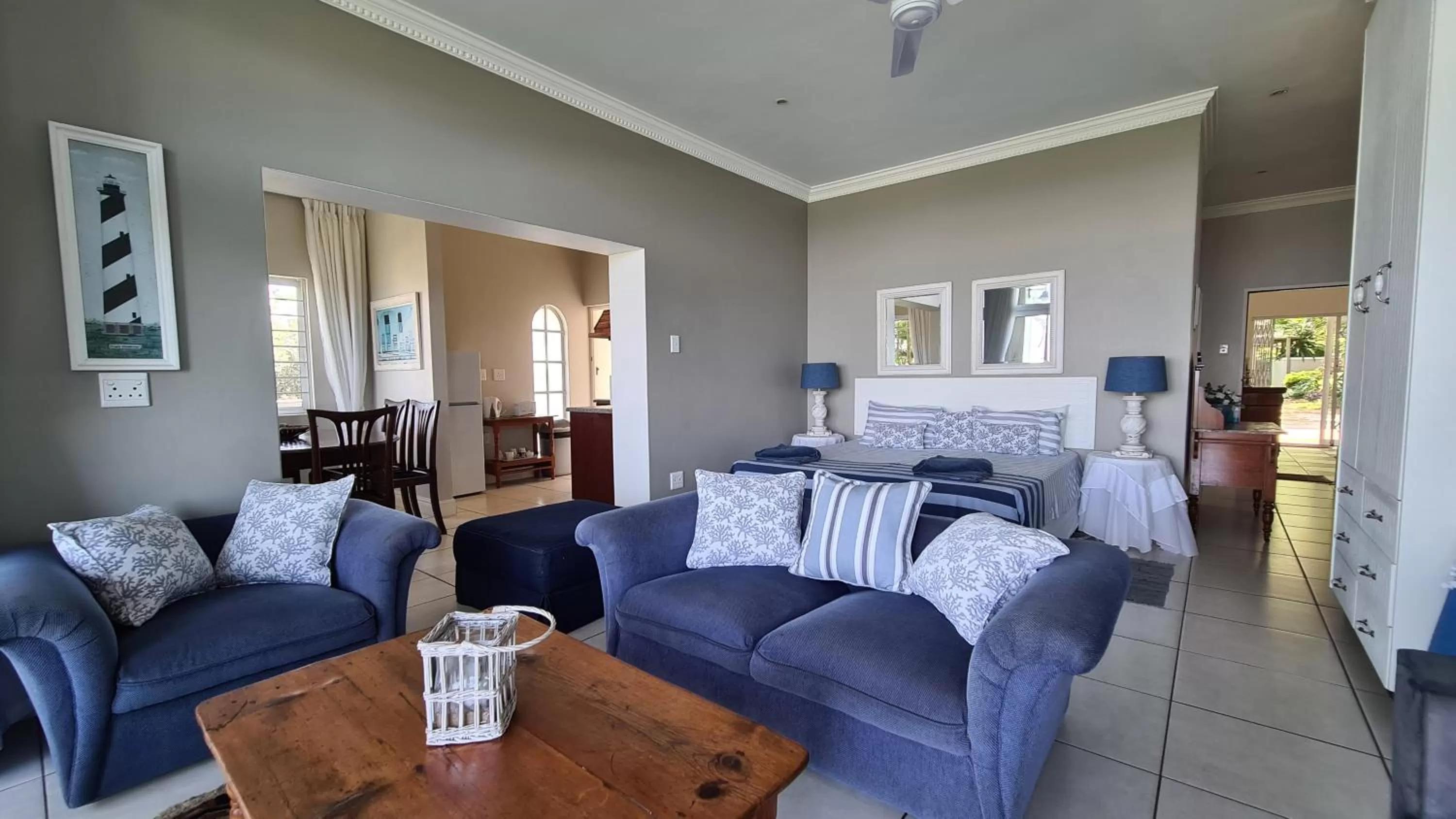 Living room in Shaka's Seat Guesthouse