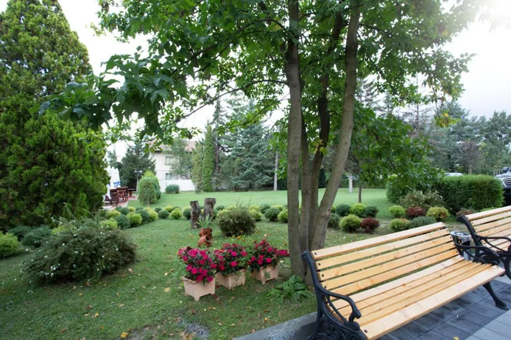 Garden in Hotel Bankya Palace