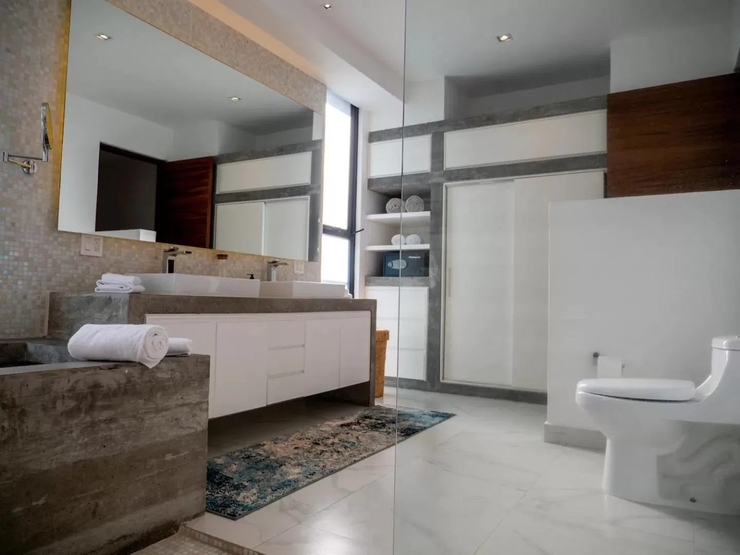 Bathroom, Bed in Nereidas Lofts
