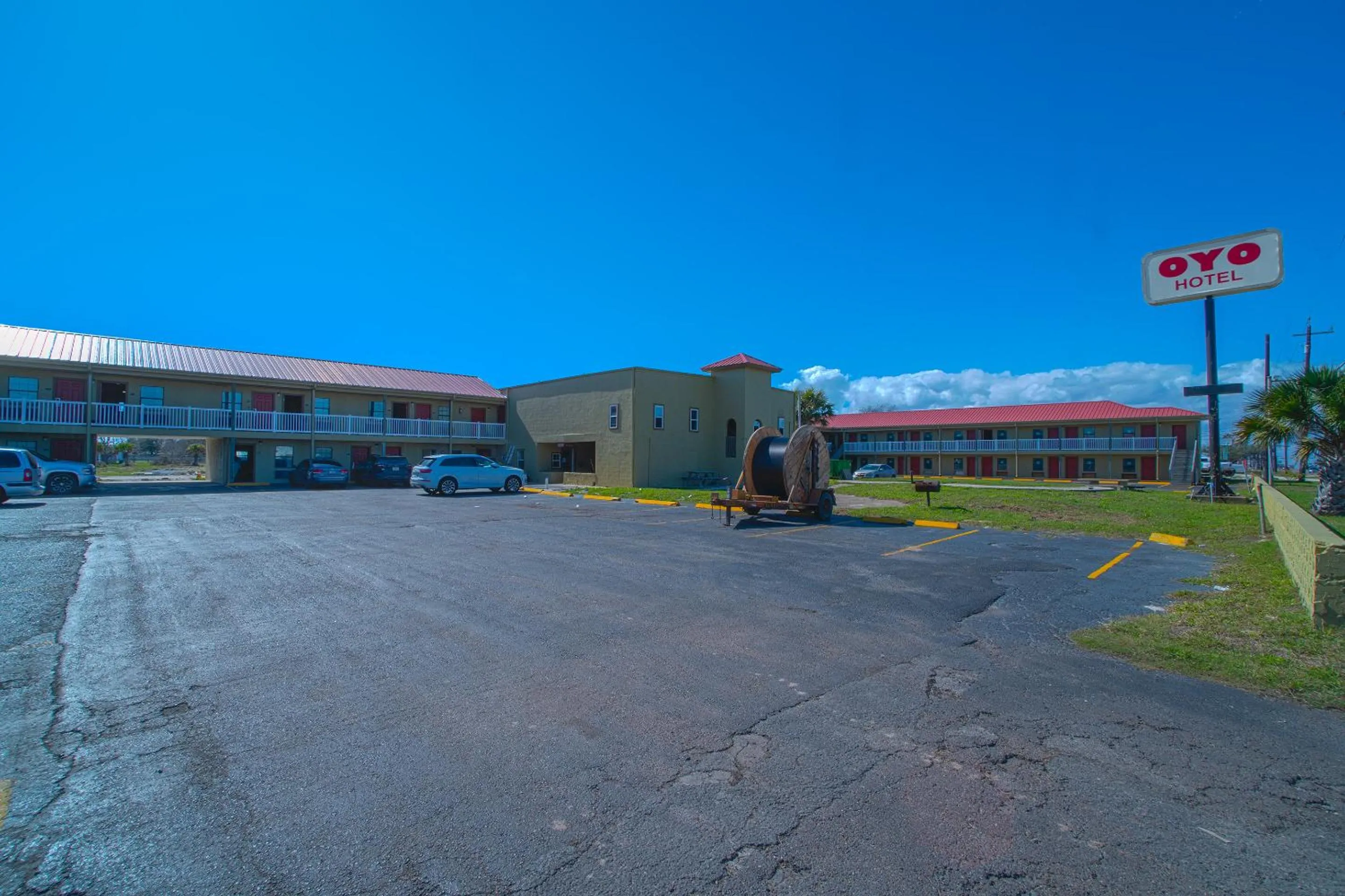 Parking in Days Inn by Wyndham Aransas Pass