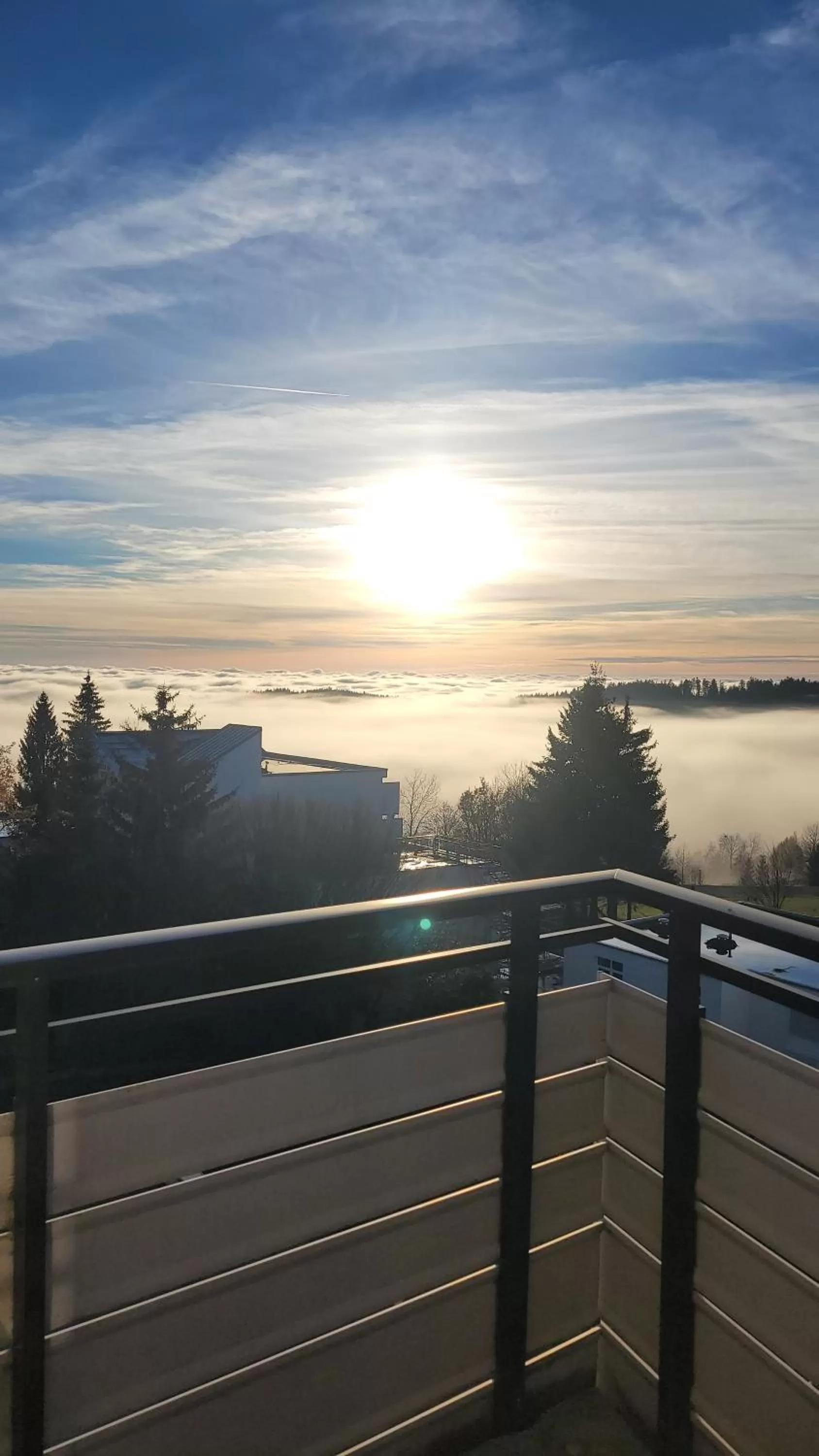 Sunset in King Panorama mit Netflix