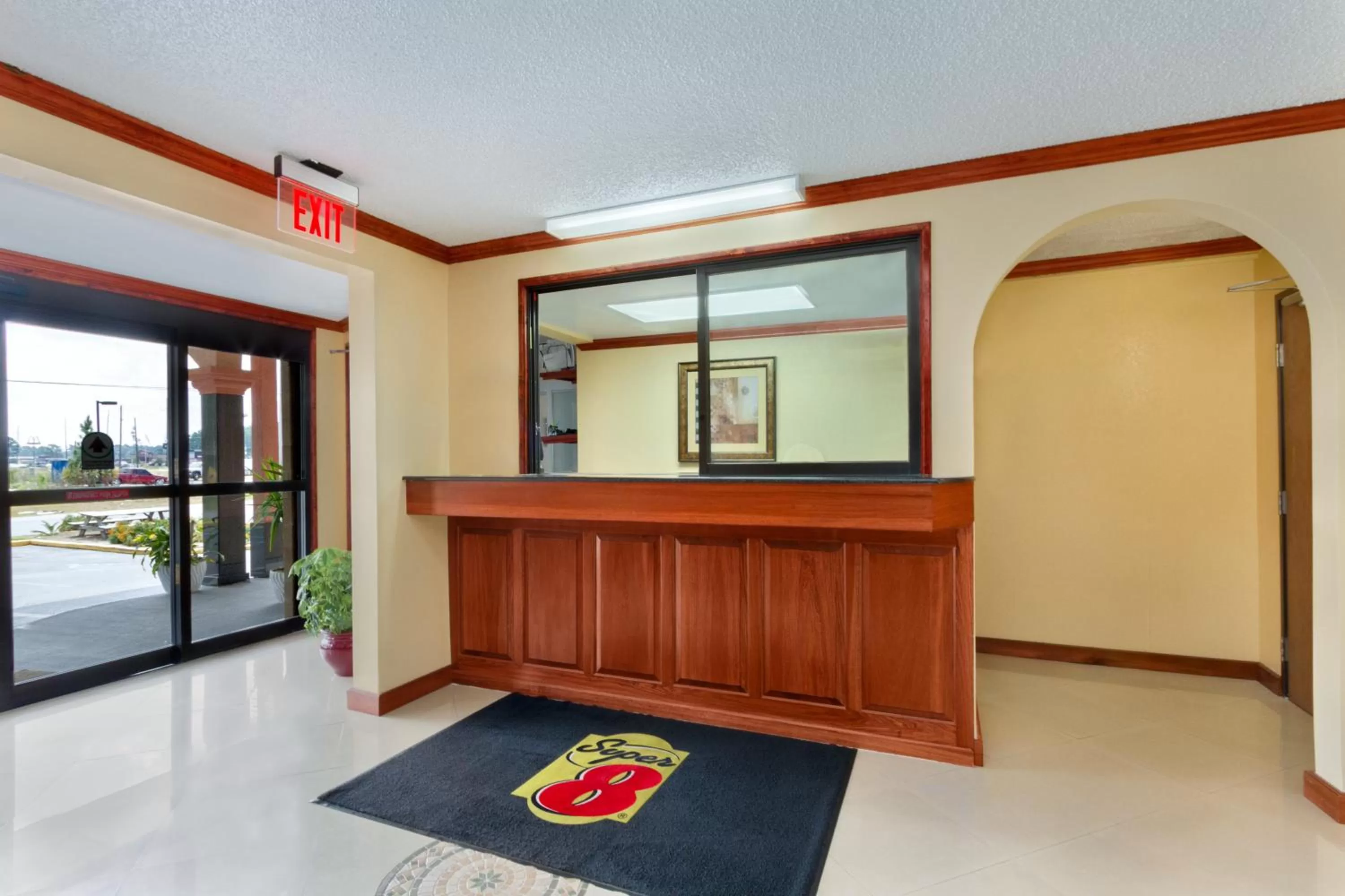 Lobby or reception in Super 8 by Wyndham Waycross GA
