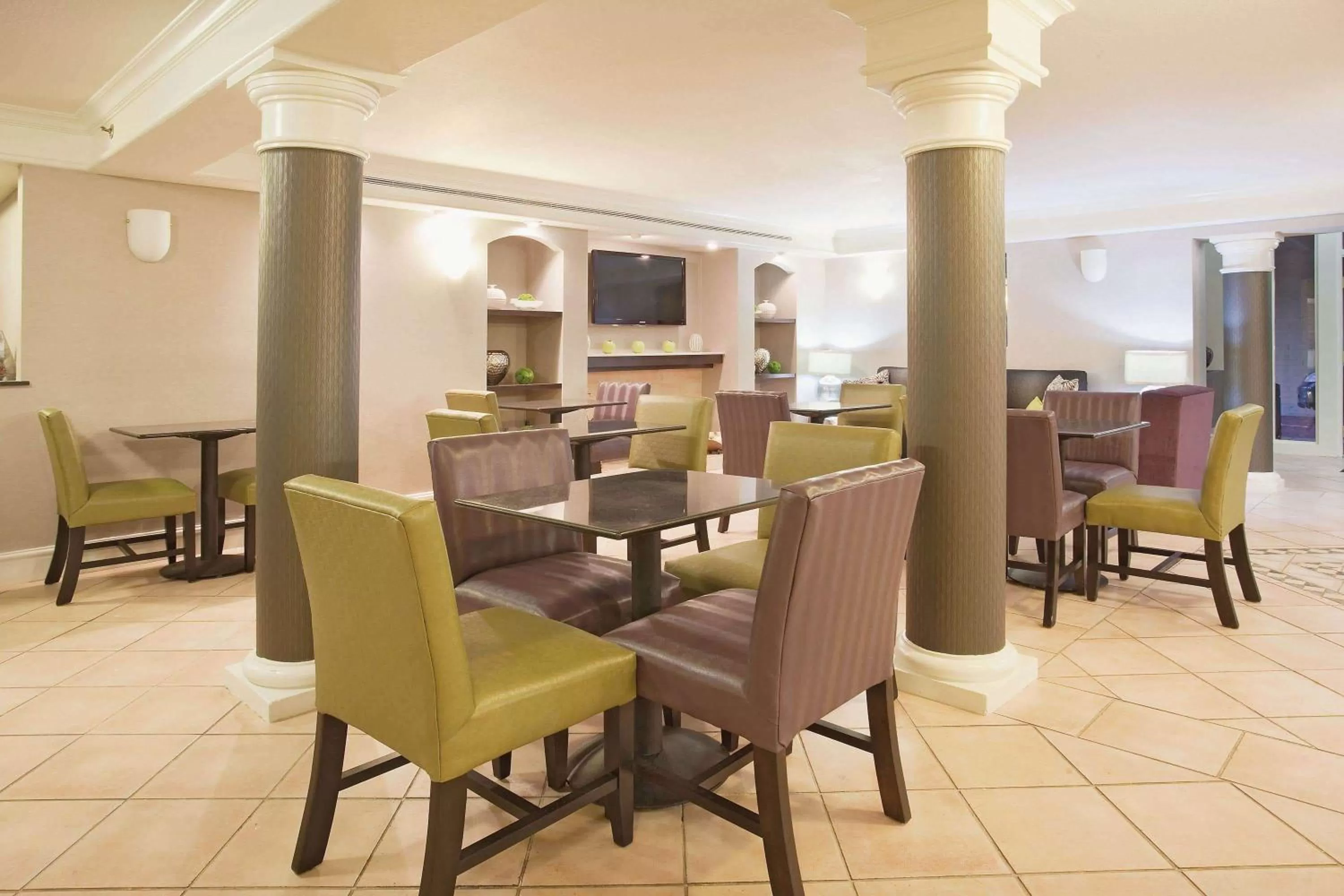 Restaurant/places to eat in La Quinta Inn by Wyndham Denver Golden