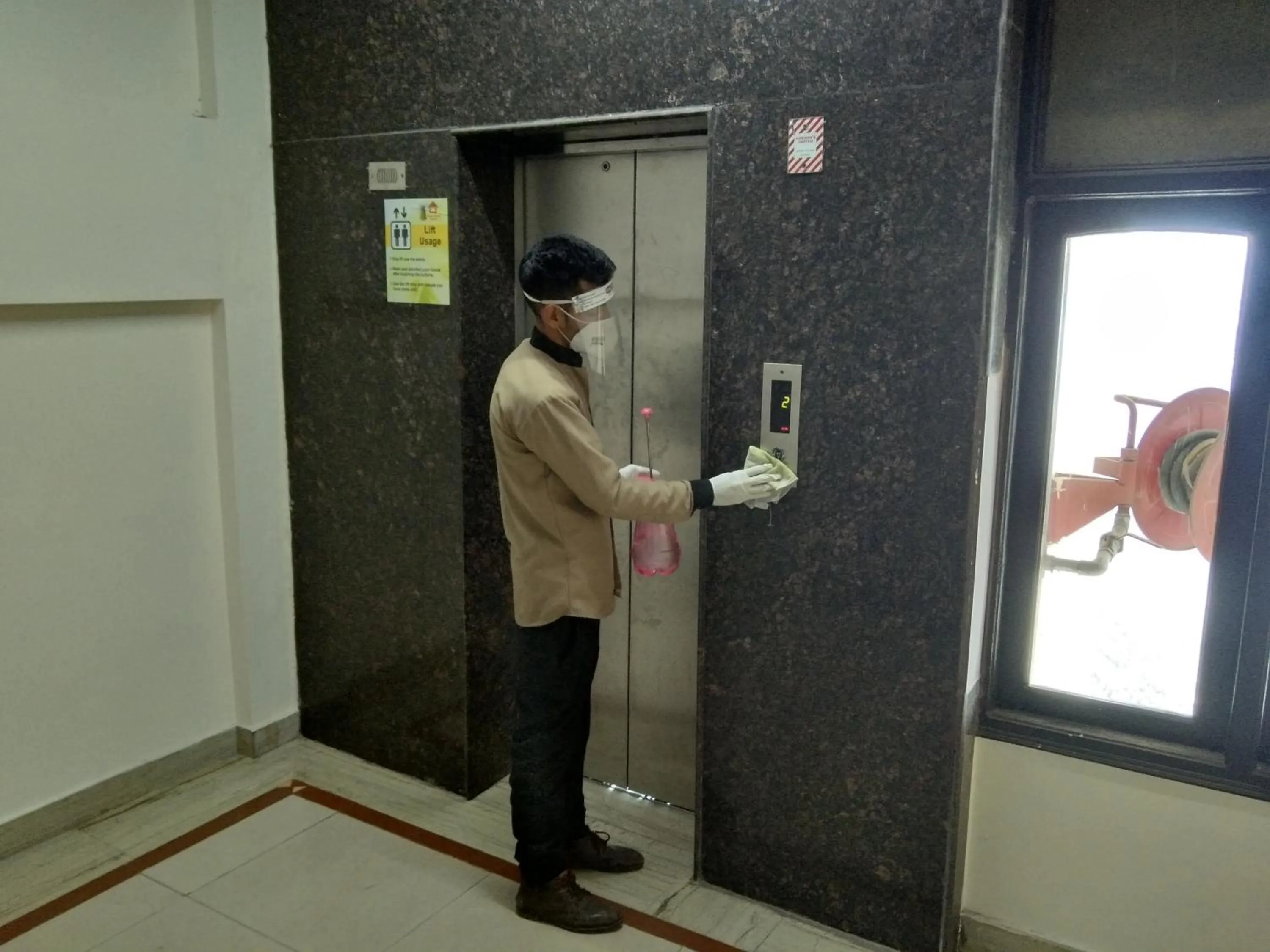 elevator in Snow Valley Resorts Dalhousie