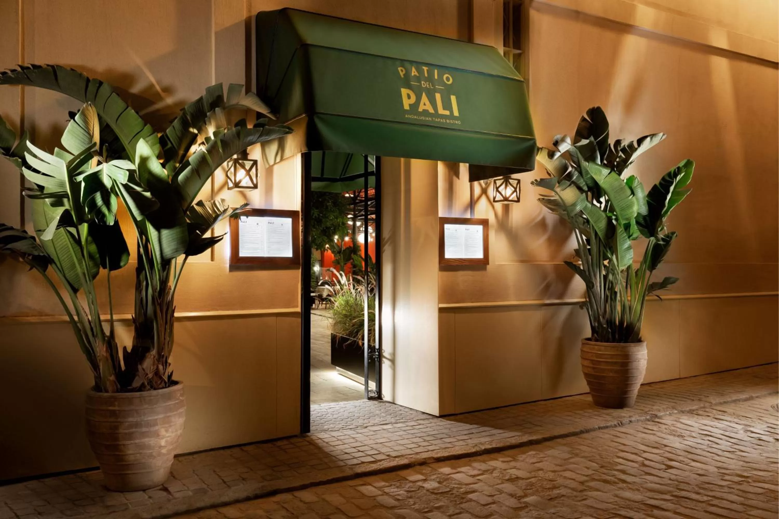 Restaurant/places to eat in Los Seises Sevilla, a Tribute Portfolio Hotel