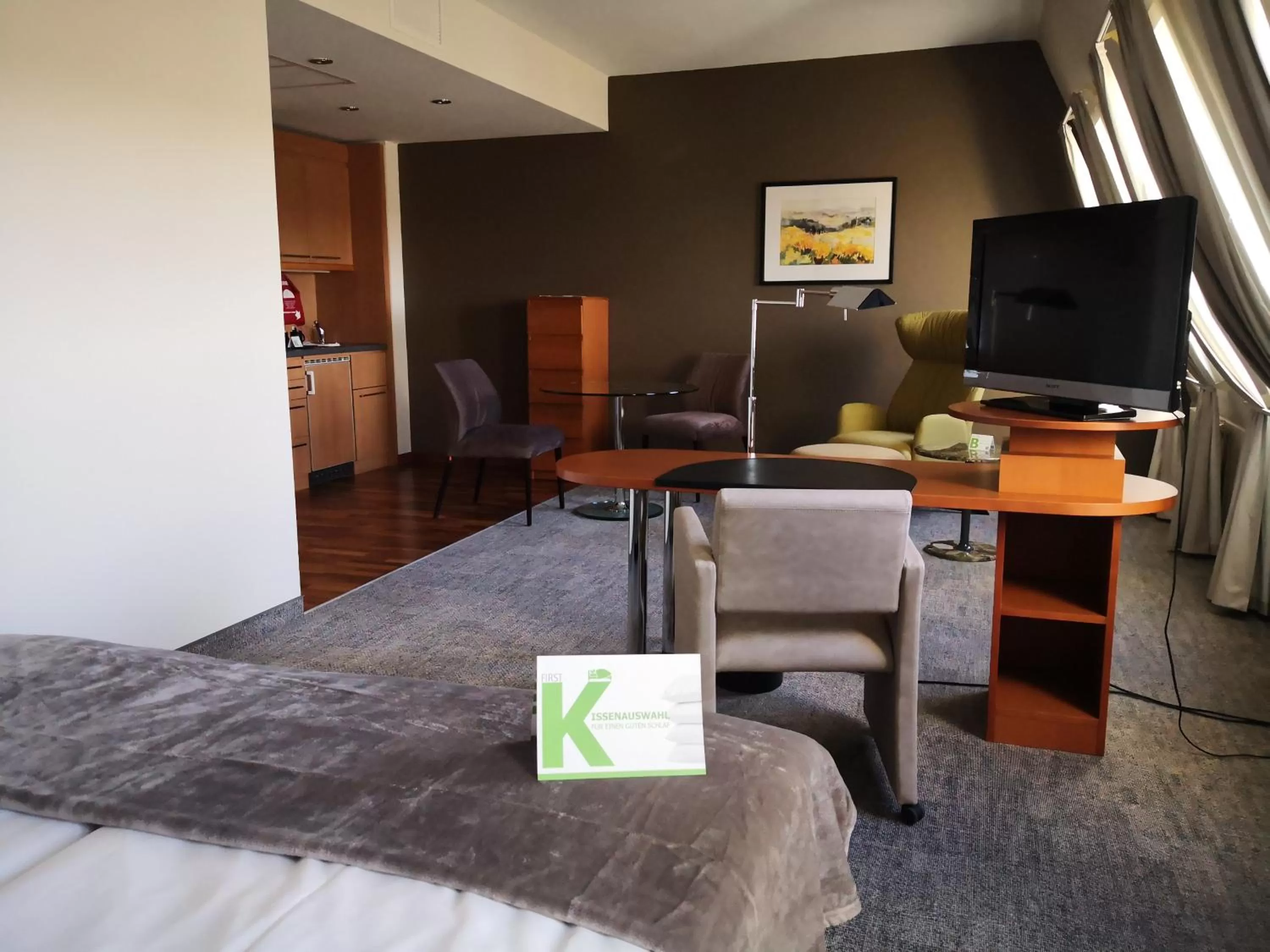 Photo of the whole room, Bed in First Inn Hotel Zwickau