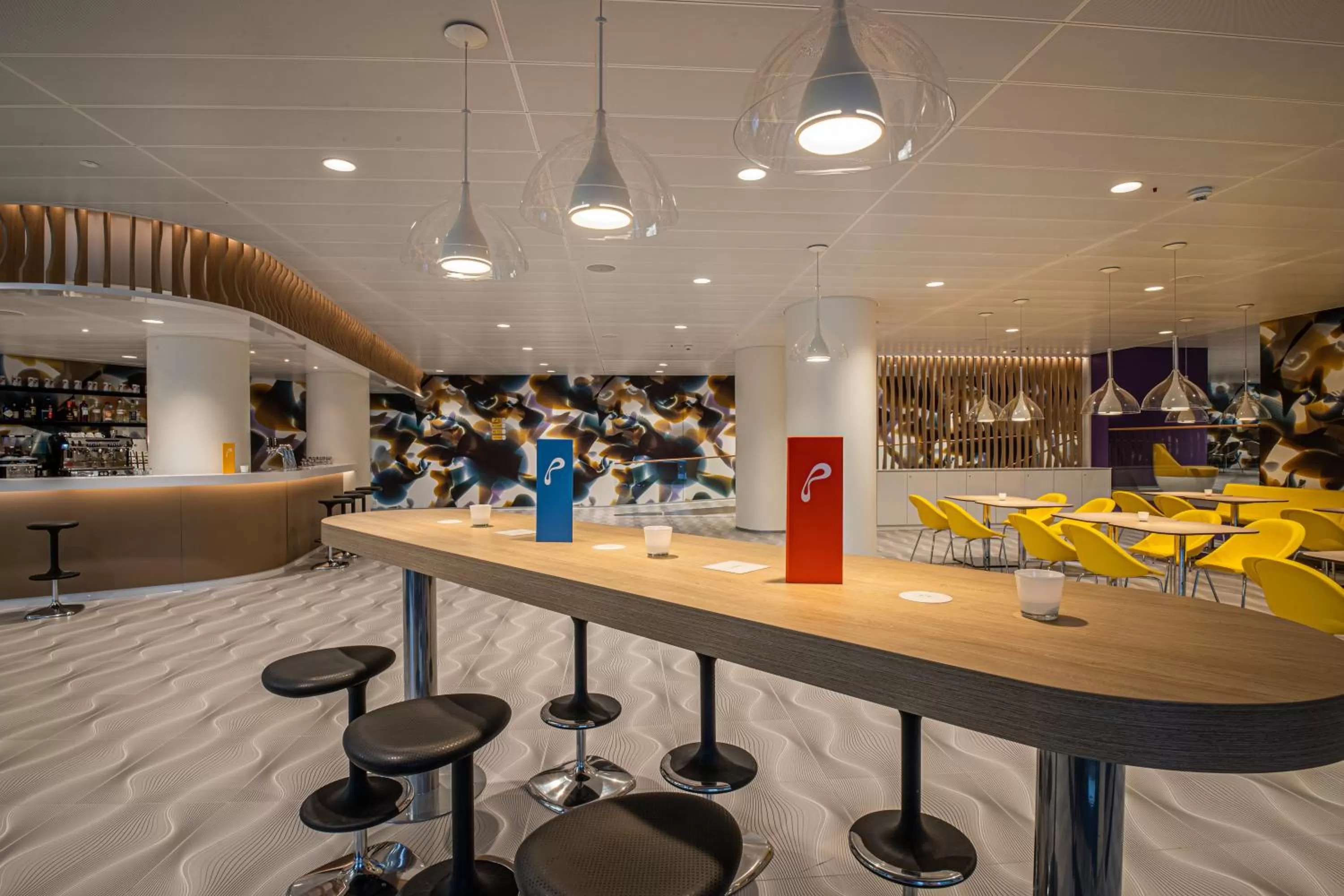 Lounge or bar in Prize by Radisson, Bern City