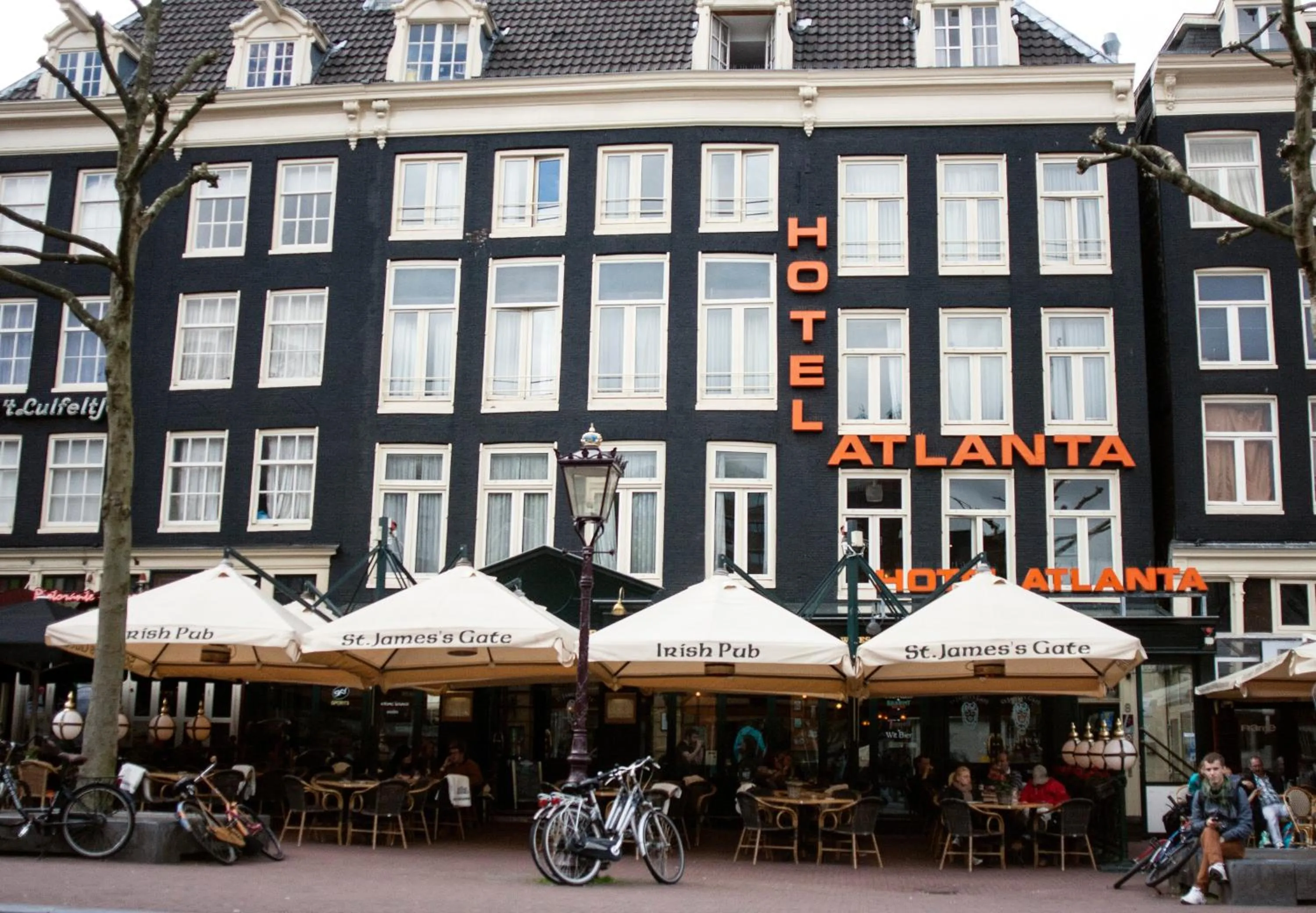 Facade/entrance in Hotel Atlanta