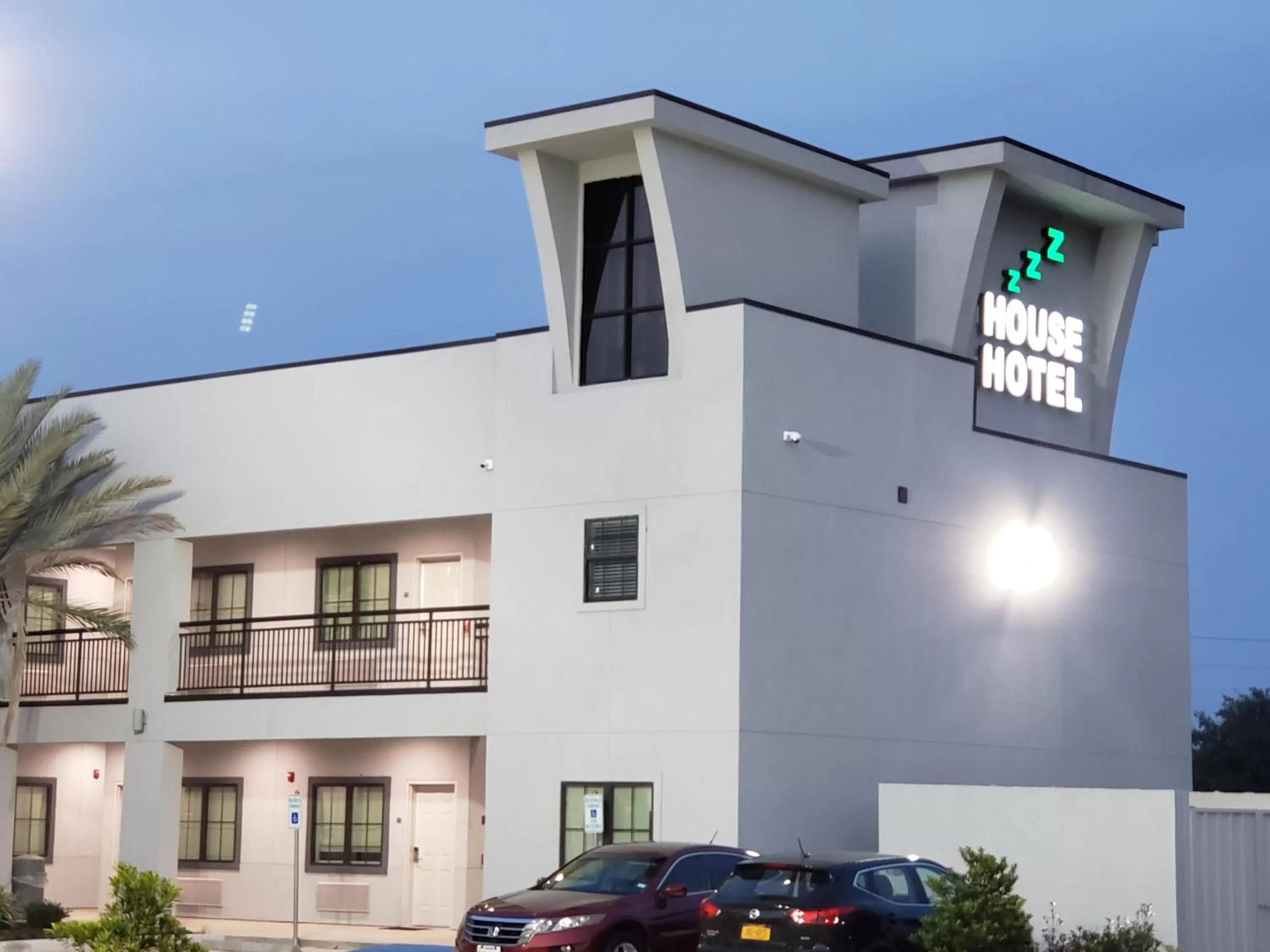 Property building in House Hotel