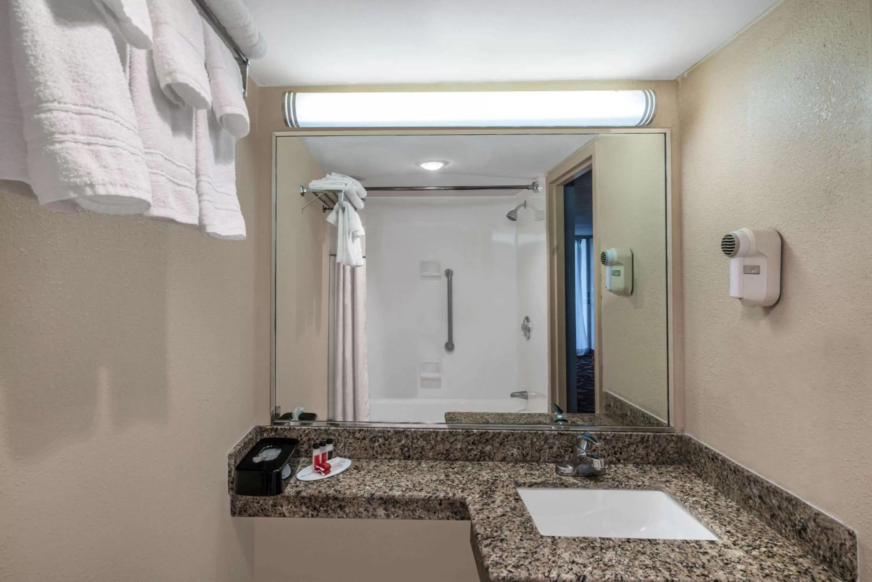 Bathroom in Days Inn By Wyndham Carlisle North