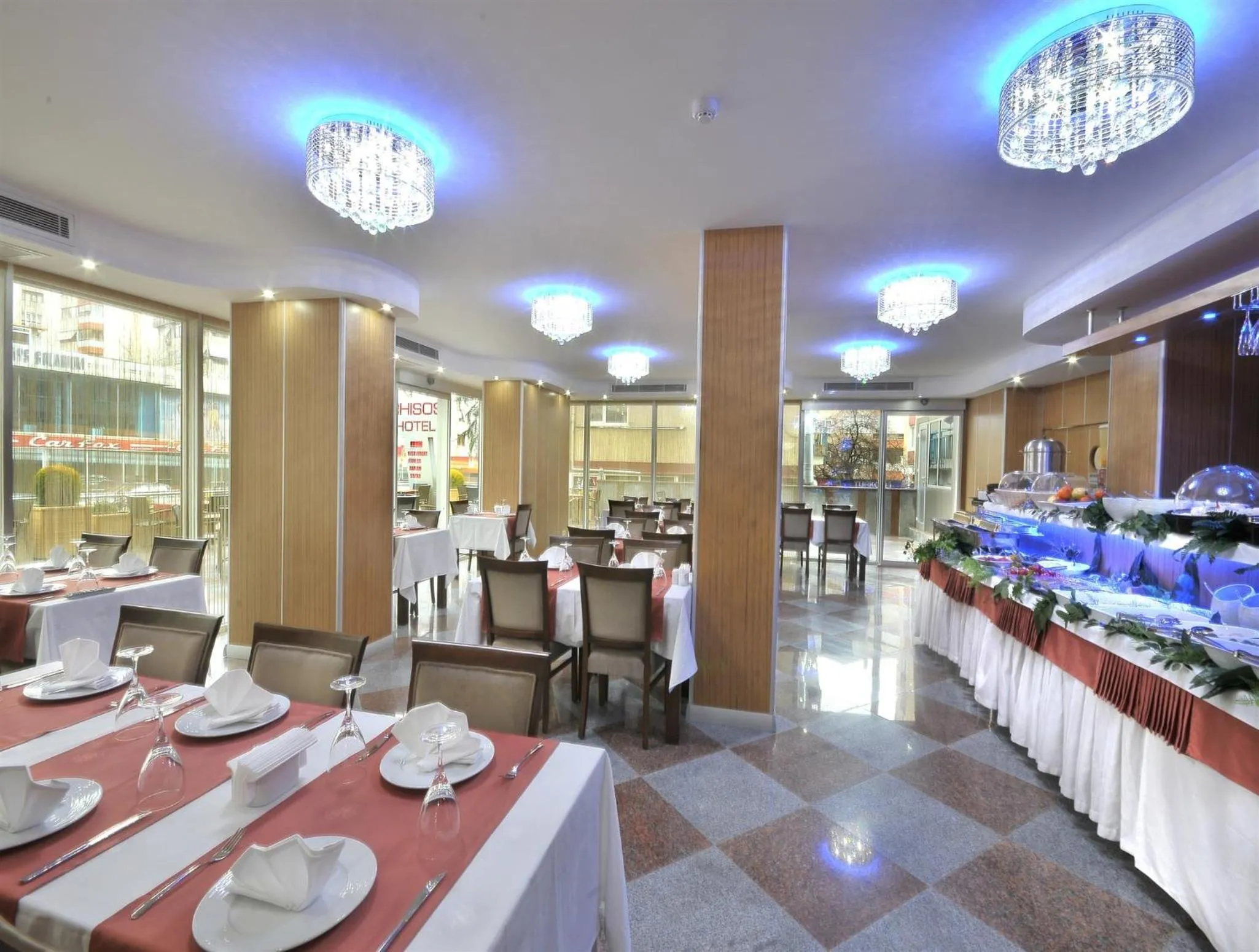 Restaurant/places to eat in Rhiss Hotel Bostanci