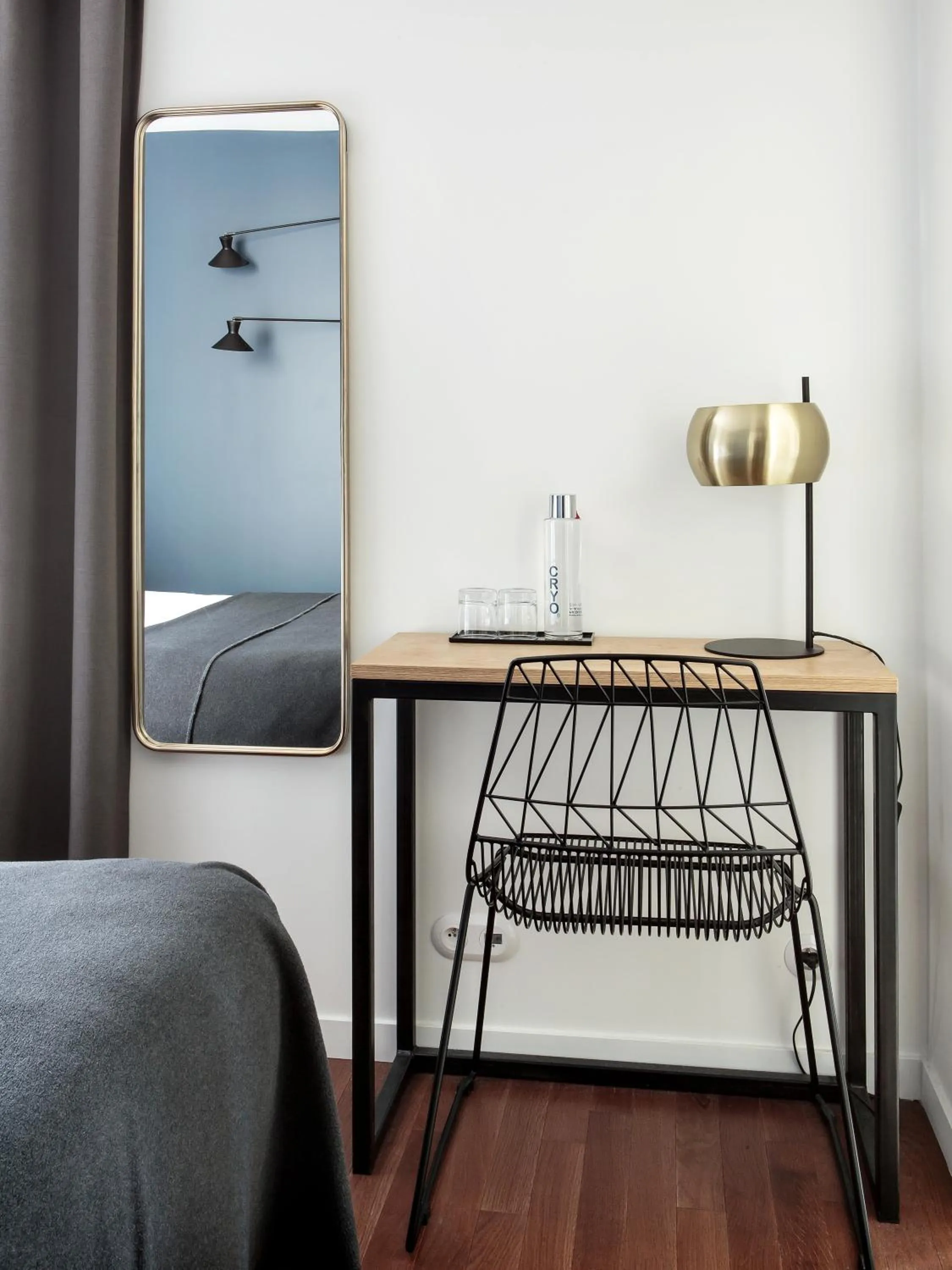 Bed in New Hotel Le Voltaire