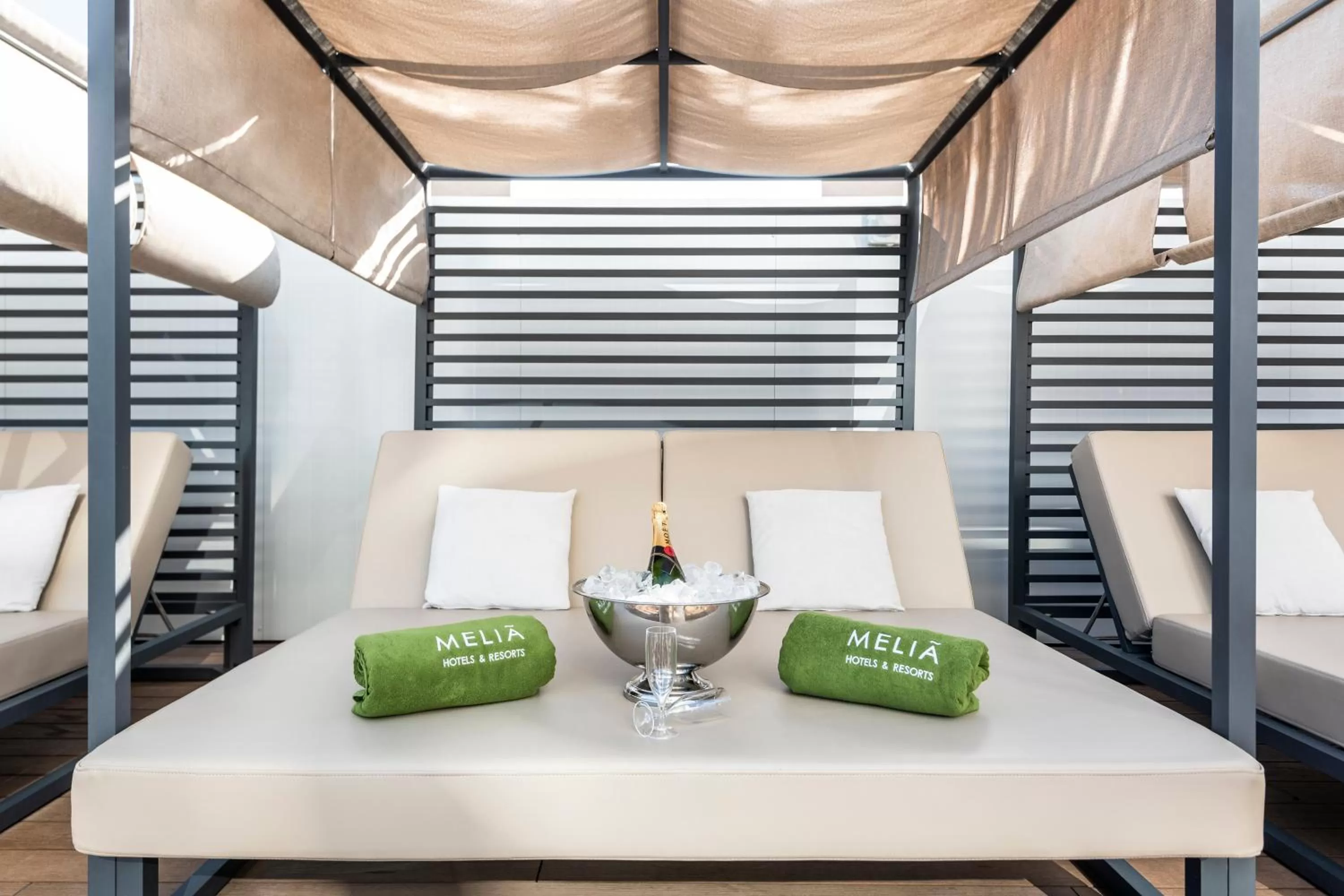 Balcony/Terrace, Bed in Melia Valencia