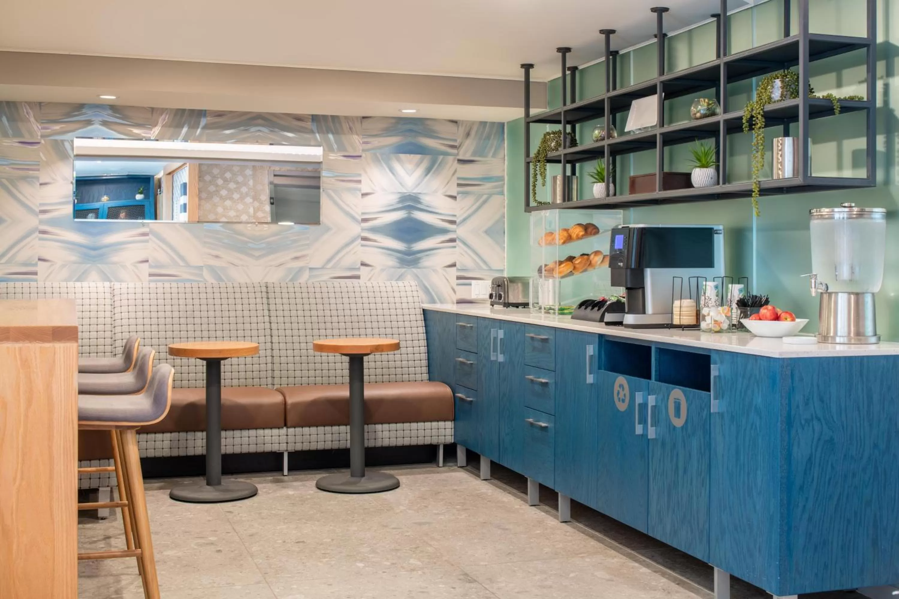 Seating area in Hotel Keen