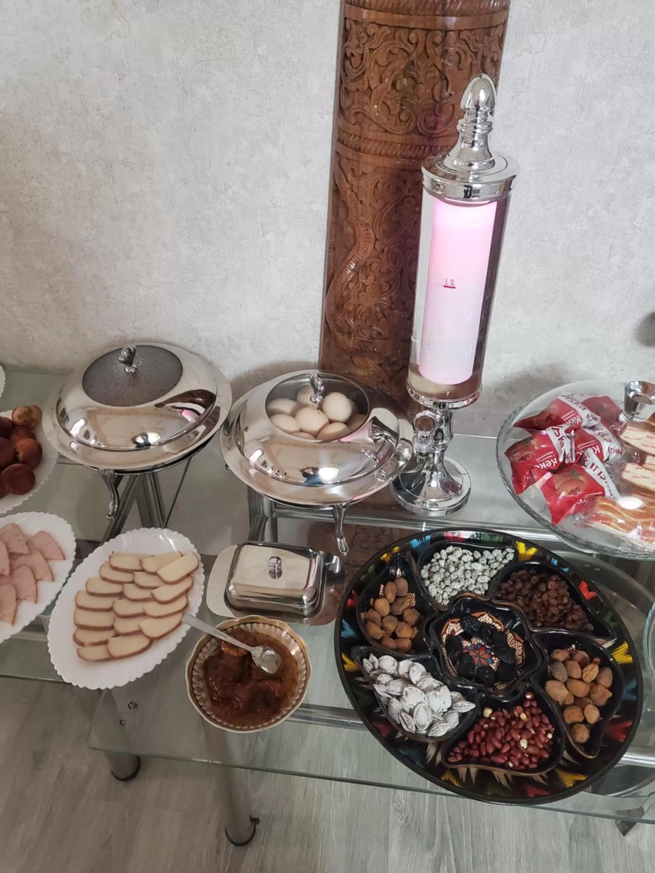 Breakfast in HOTEL UZBEGIM