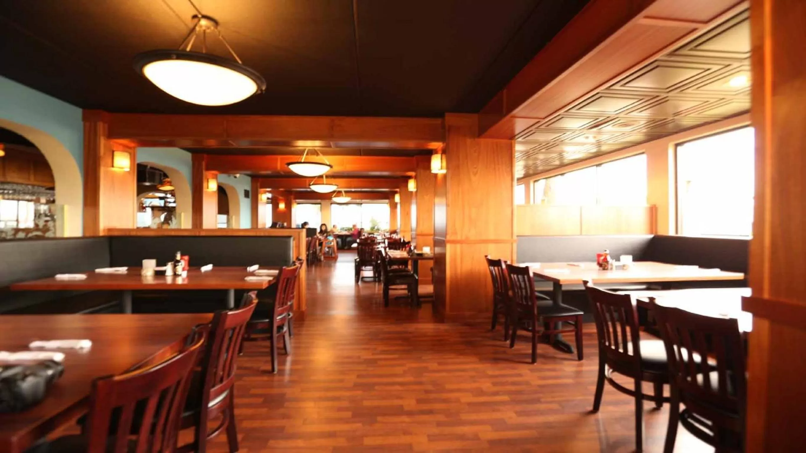 Restaurant/Places to Eat in Inn on the Gulf