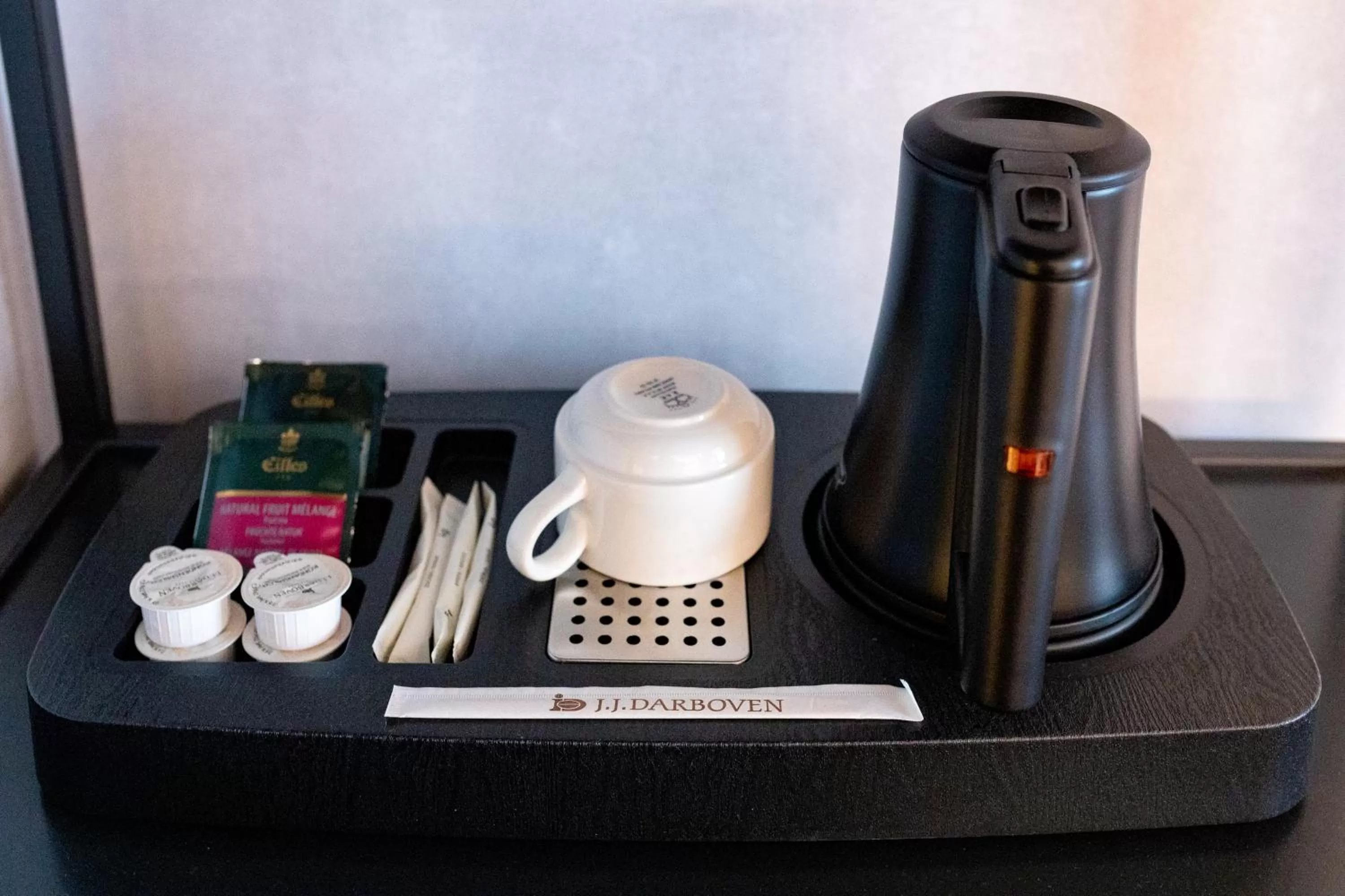 Coffee/tea facilities in mk hotel passau