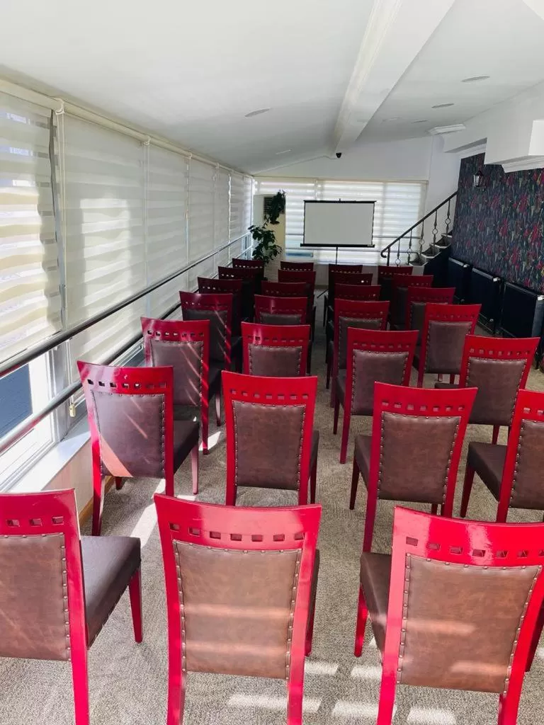 Business facilities in Aura Boutique Hotel