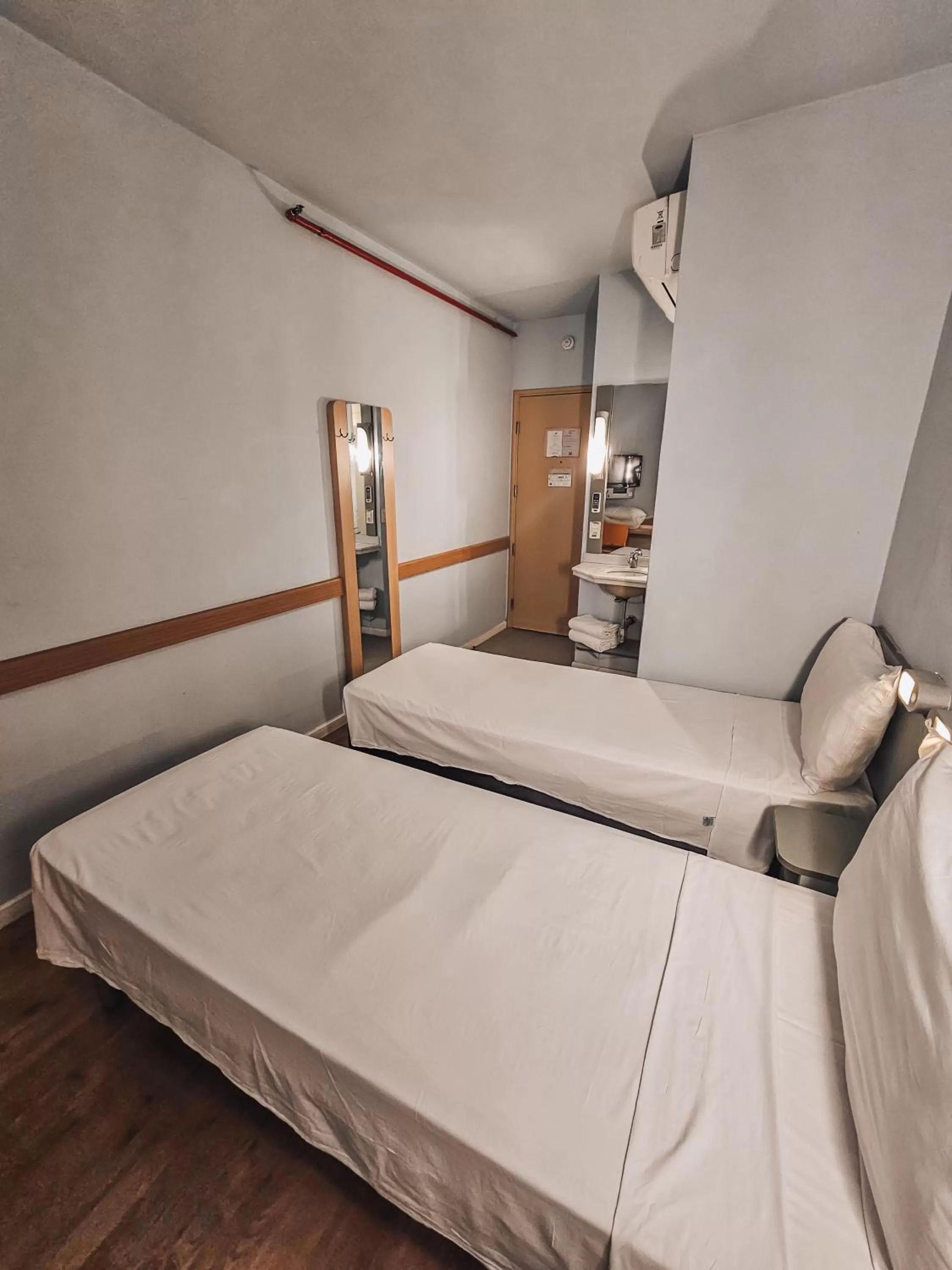 Bed in ibis budget Rio de Janeiro Centro