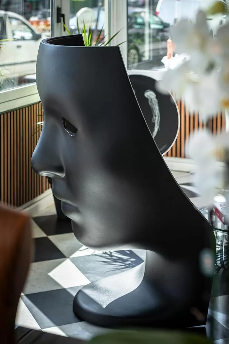 Decorative detail in Rosabianca Boutique Hotel