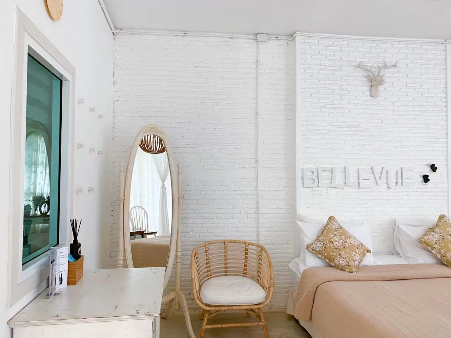 Photo of the whole room, Bed in Green Gallery Beach Boutique Hotel