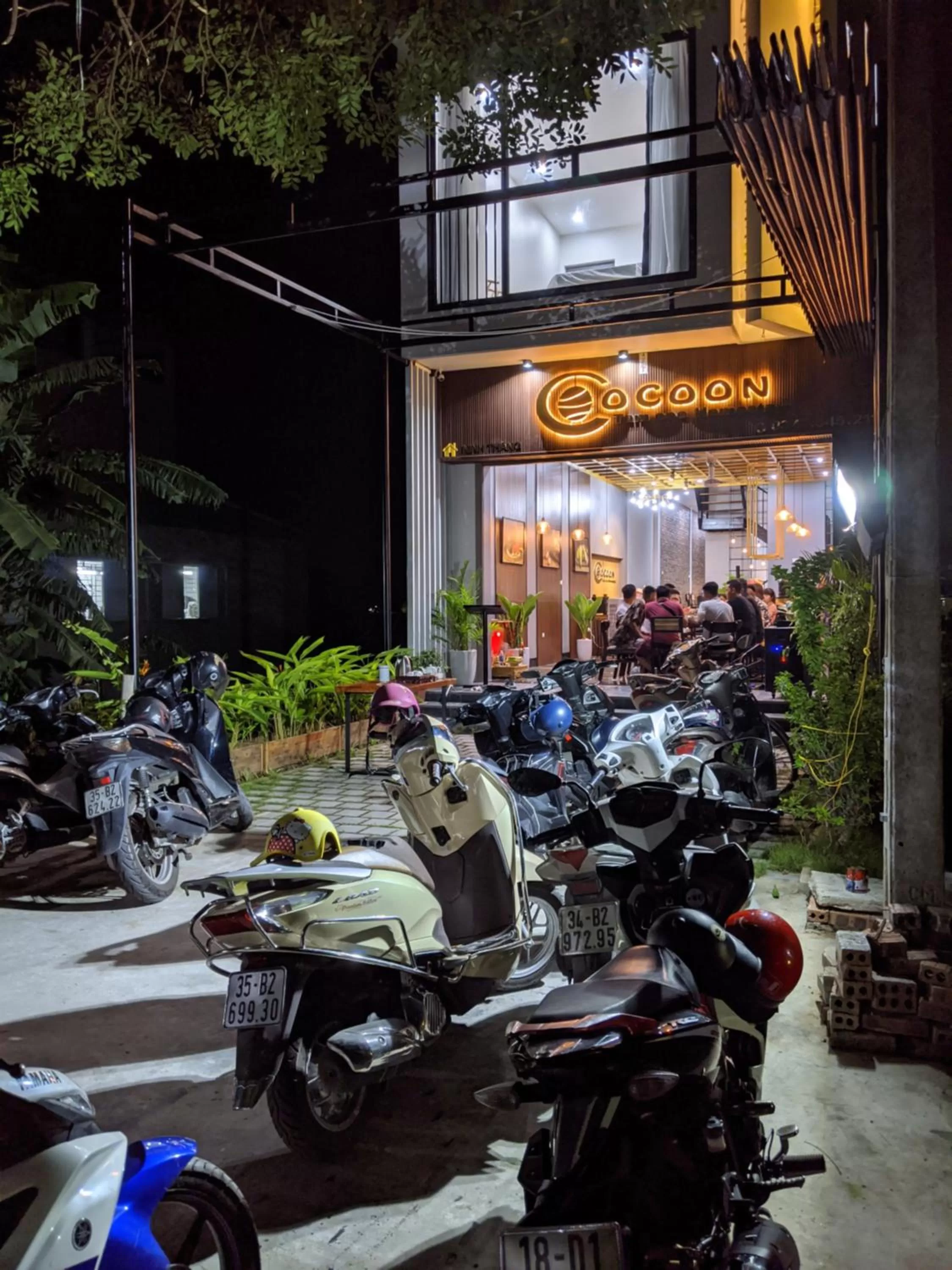 Restaurant/places to eat in ᴛᴀᴍ ᴄᴏᴄ ᴄᴏᴄᴏᴏɴ ʜᴏᴍᴇsᴛᴀʏ