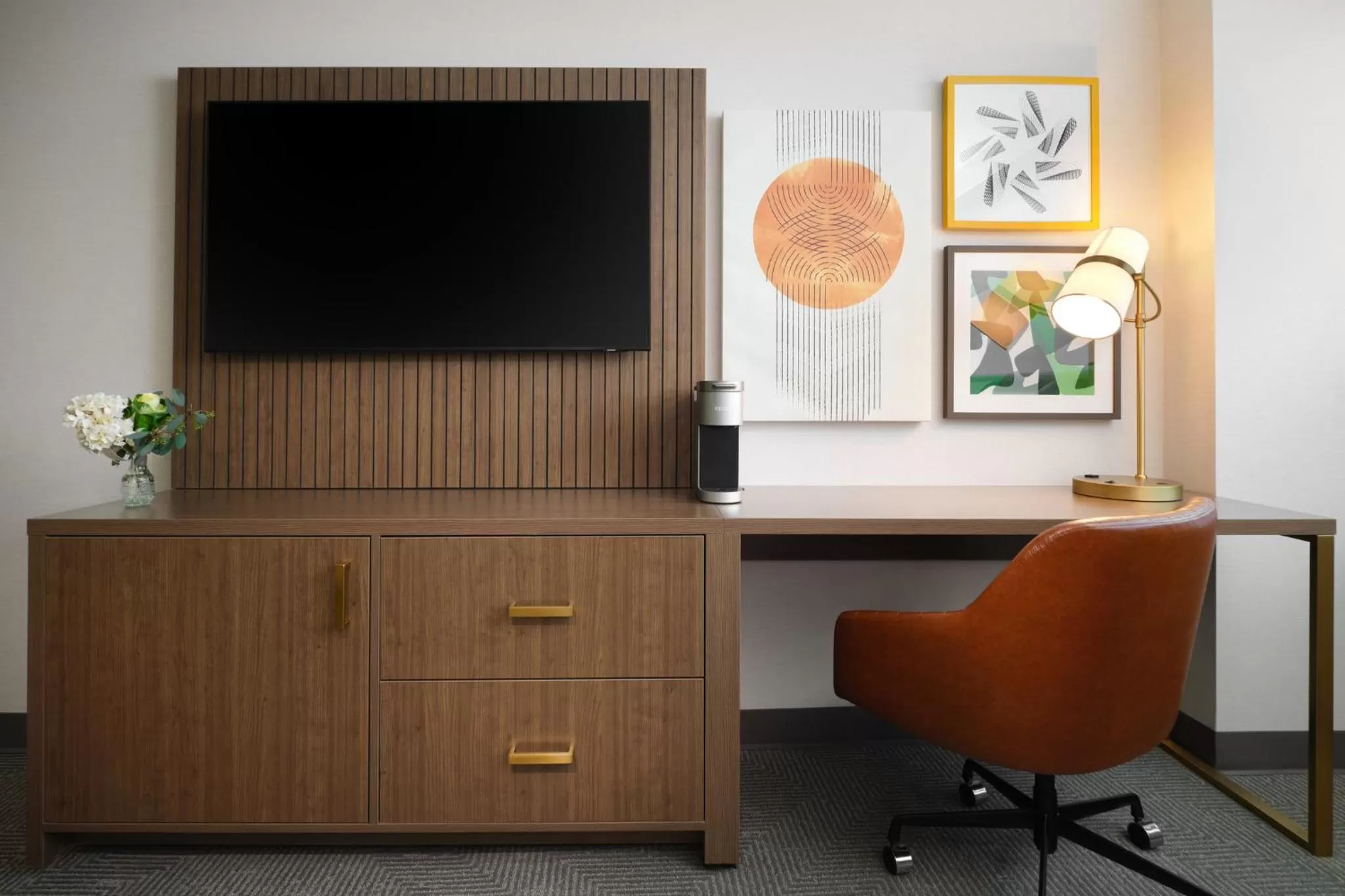 Photo of the whole room in Holiday Inn Chicago O'Hare - Rosemont by IHG