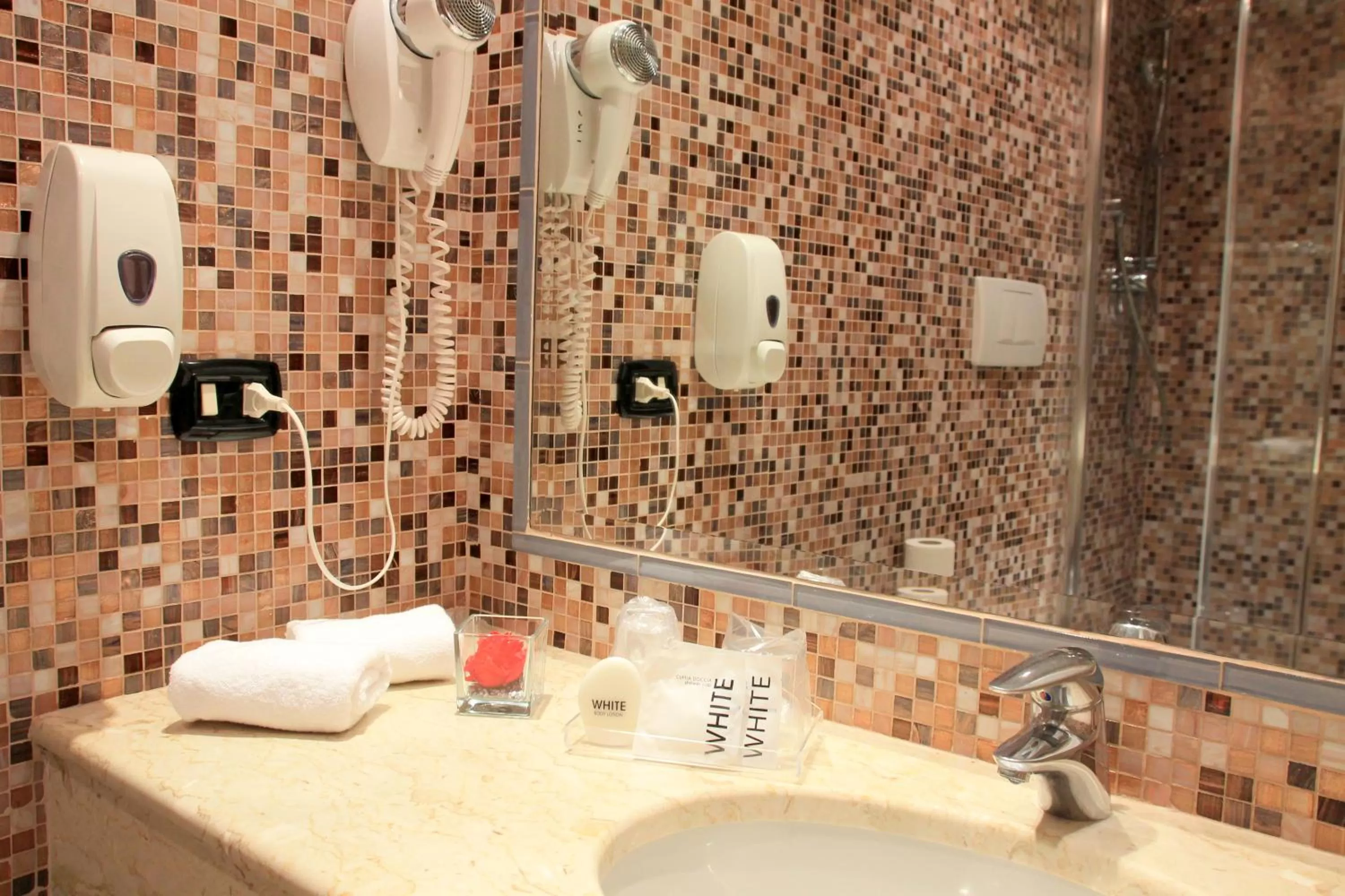 Bathroom in Hotel Aphrodite