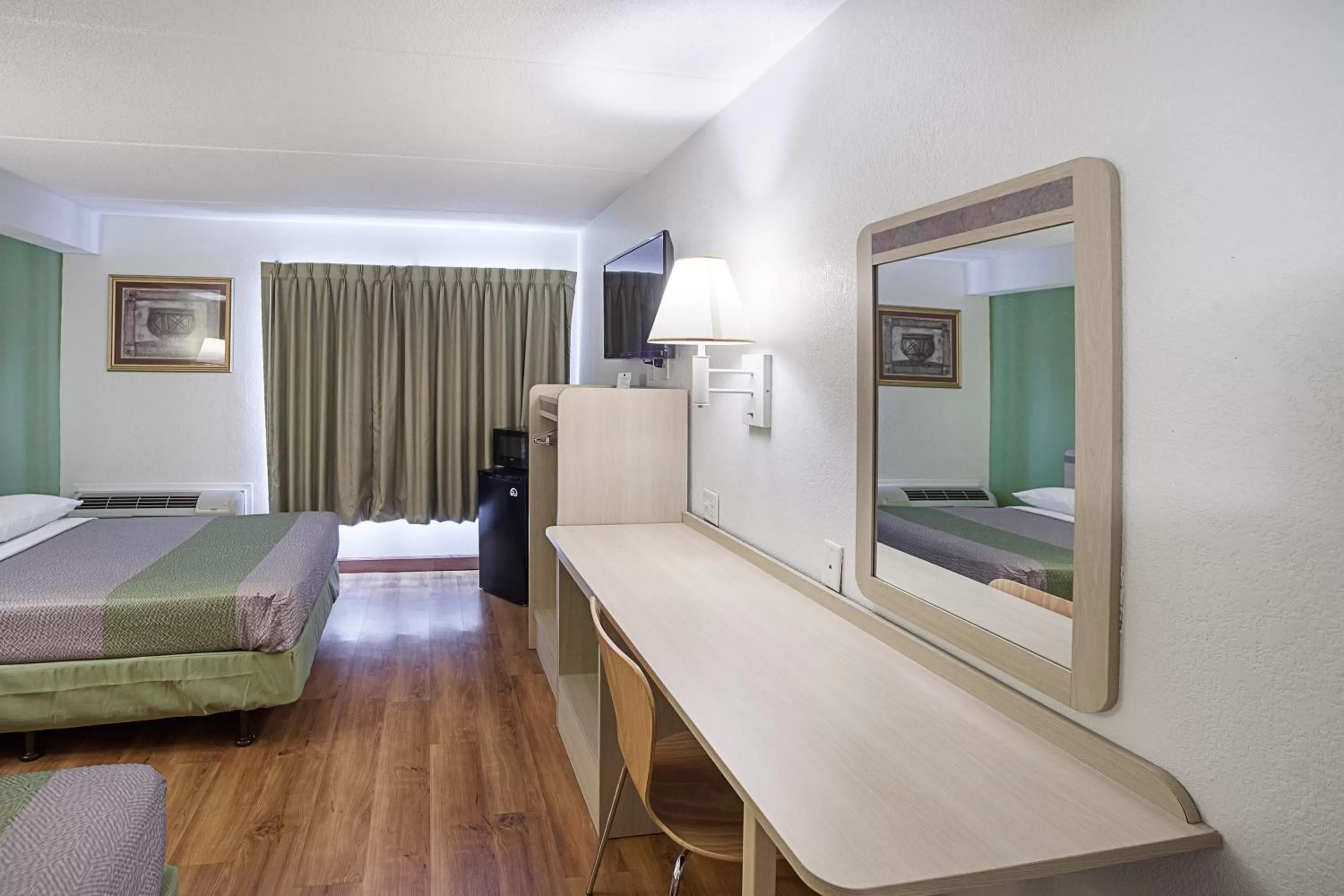 Bedroom, Bed in Motel 6-Binghamton, NY