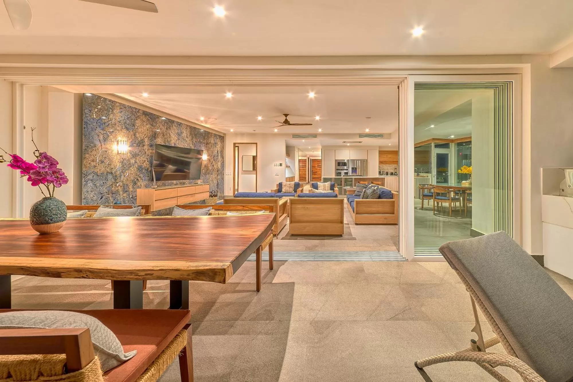 Balcony/Terrace in Maxwell Residences at Indah